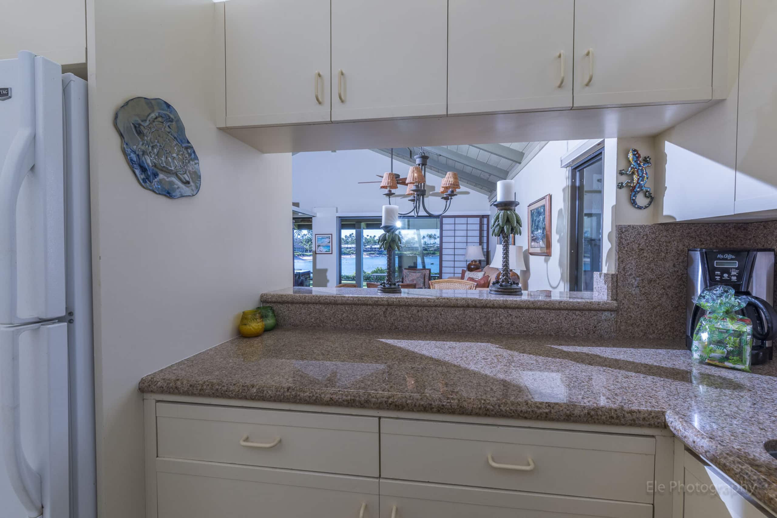 Condo in Napili-Honokowai · ★5.0 · 2 bedrooms · 4 beds · 2 baths - Image 8