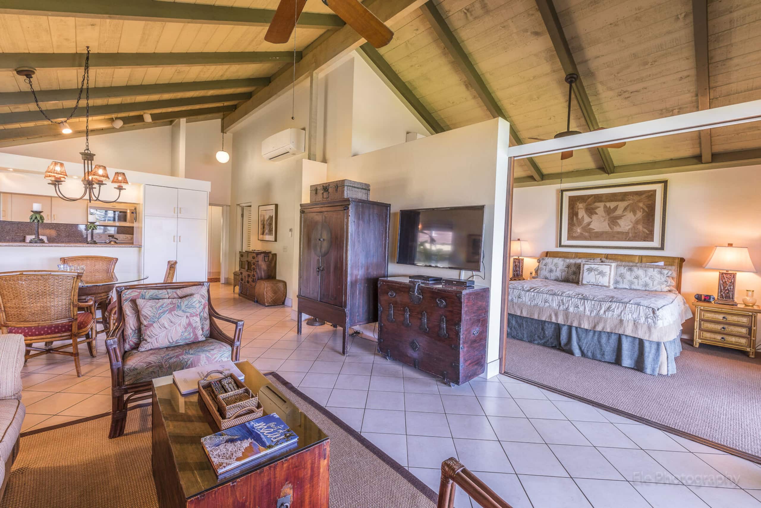 Condo in Napili-Honokowai · ★5.0 · 2 bedrooms · 4 beds · 2 baths - Image 5