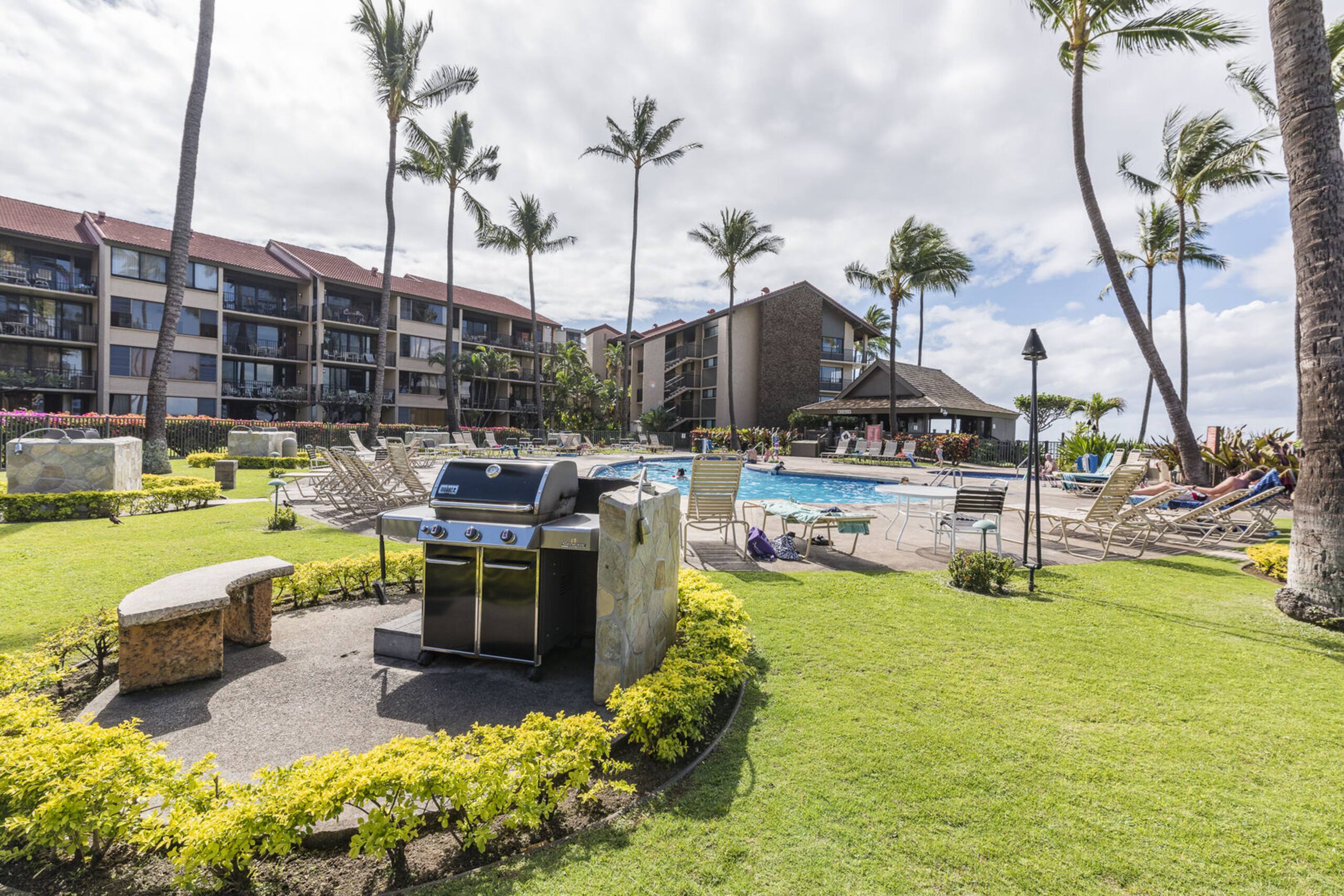 Condo in Lahaina · ★4.93 · 2 bedrooms · 4 beds · 2 baths - Image 30