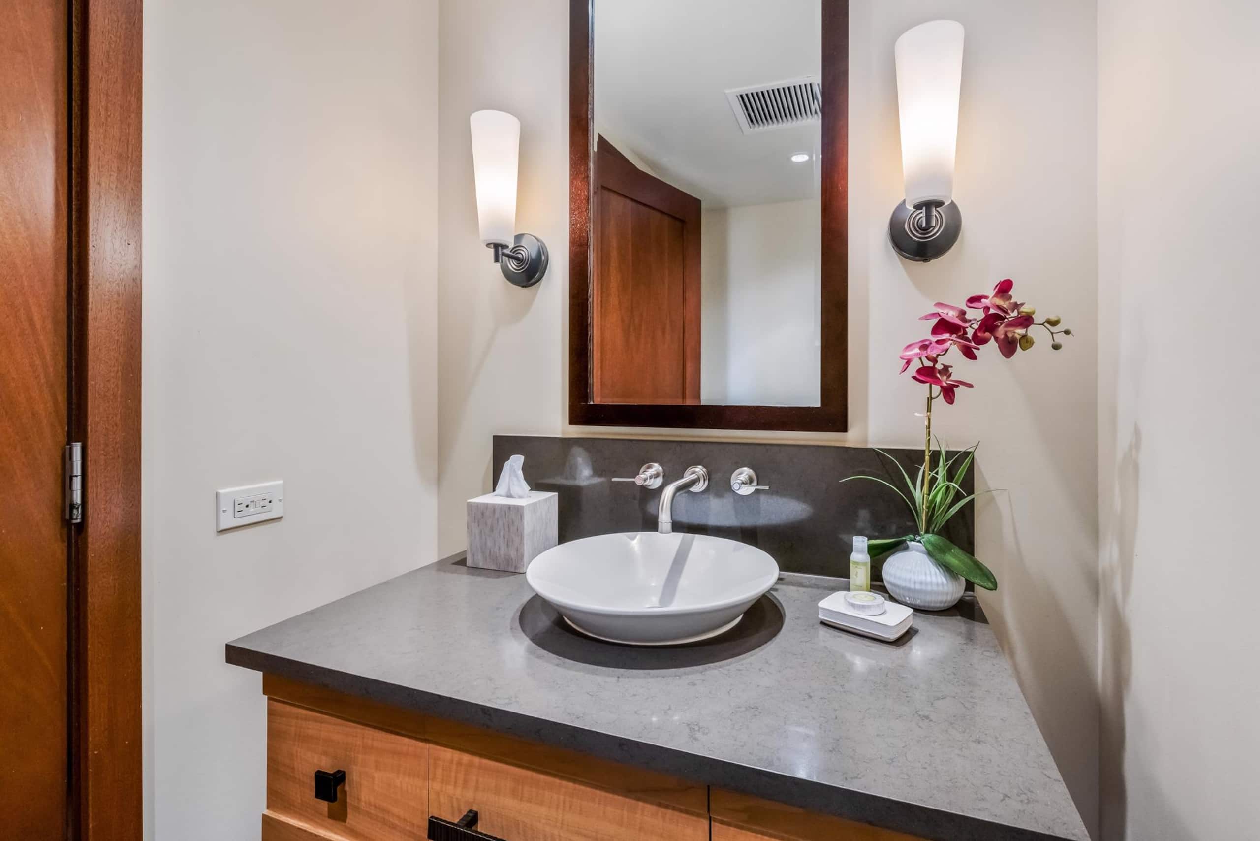 Condo in Kapolei · ★4.94 · 3 bedrooms · 6 beds · 2.5 private baths - Image 21