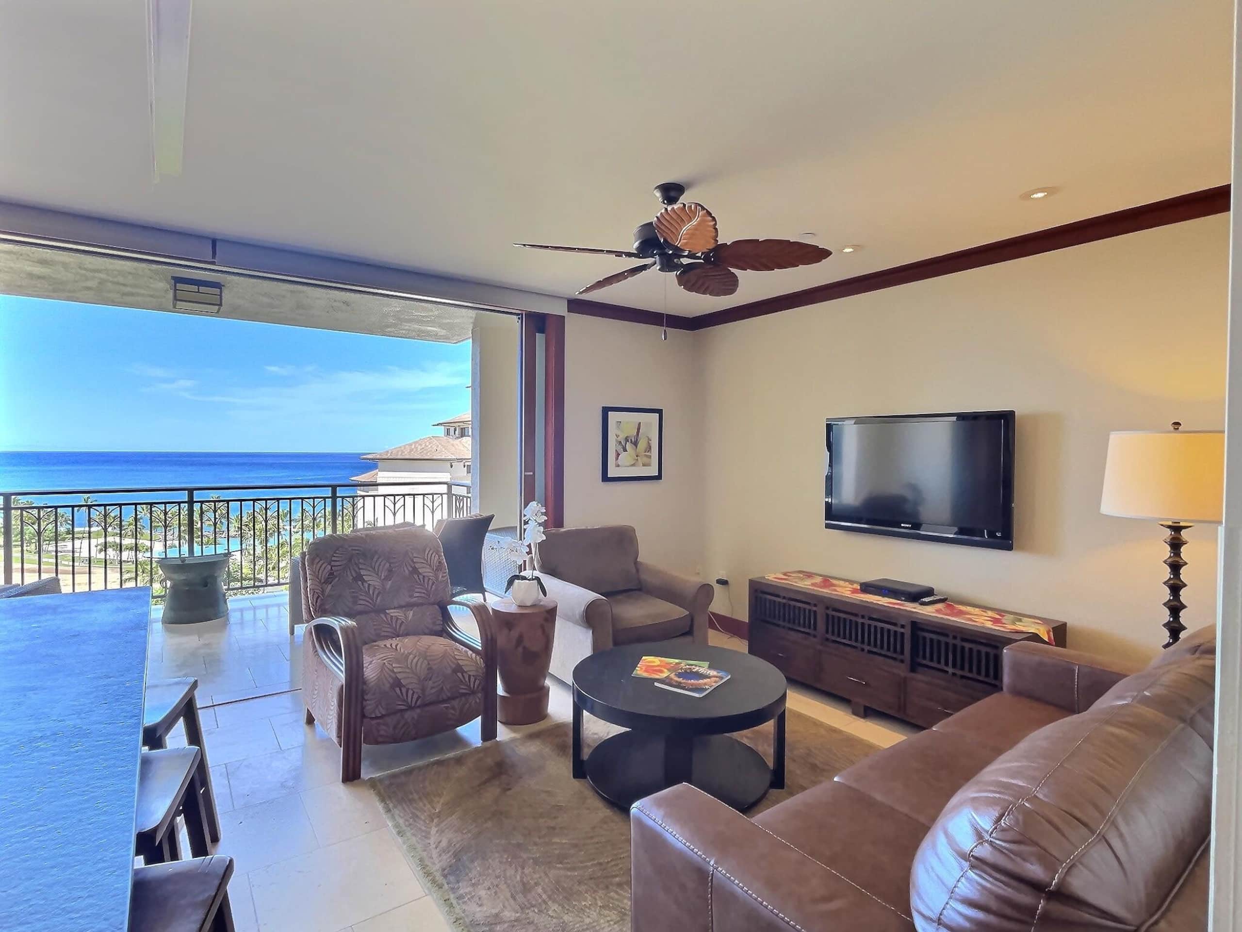 Condo in Kapolei · ★4.94 · 3 bedrooms · 6 beds · 2.5 private baths - Image 4