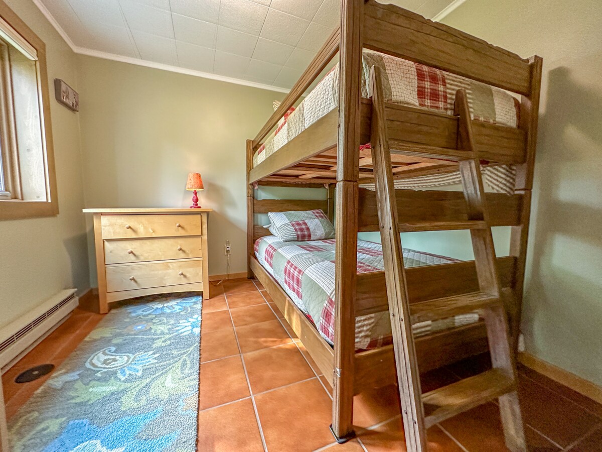 The fifth bedroom, also on the lower level, also has twin over twin bunk beds.
