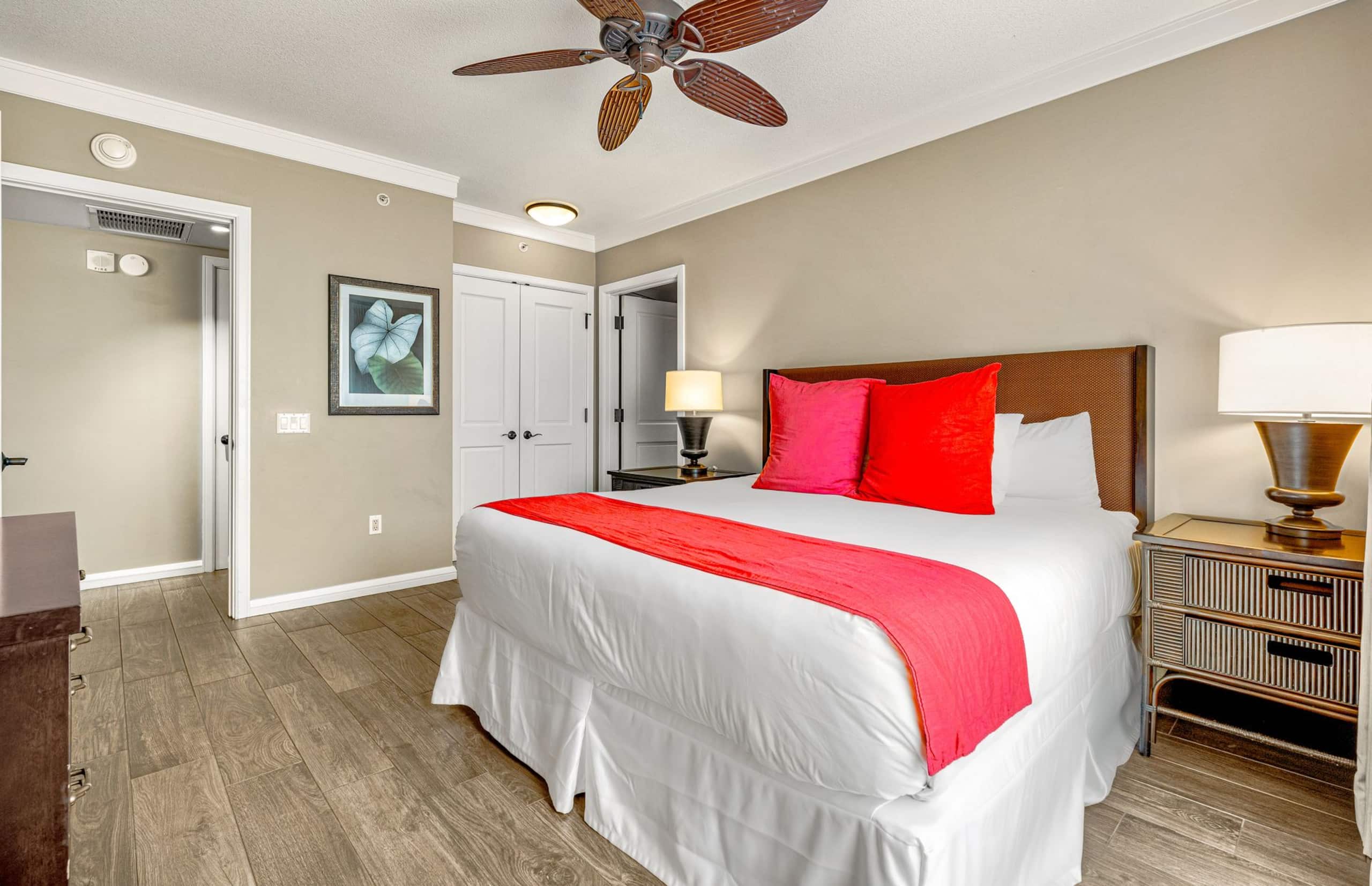 Condo in Lahaina · ★4.93 · 2 bedrooms · 3 beds · 2 baths - Image 32