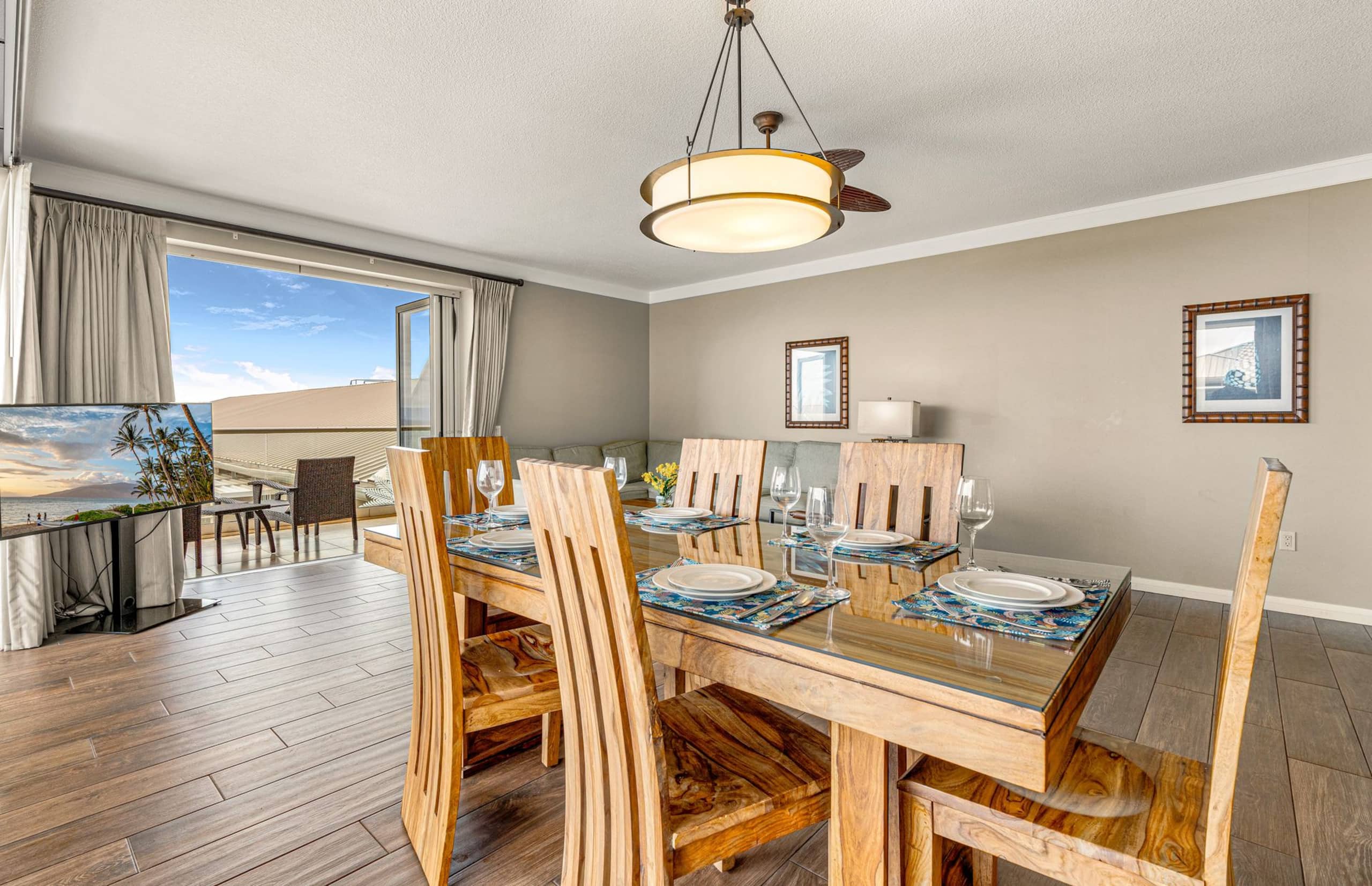 Condo in Lahaina · ★4.93 · 2 bedrooms · 3 beds · 2 baths - Image 12