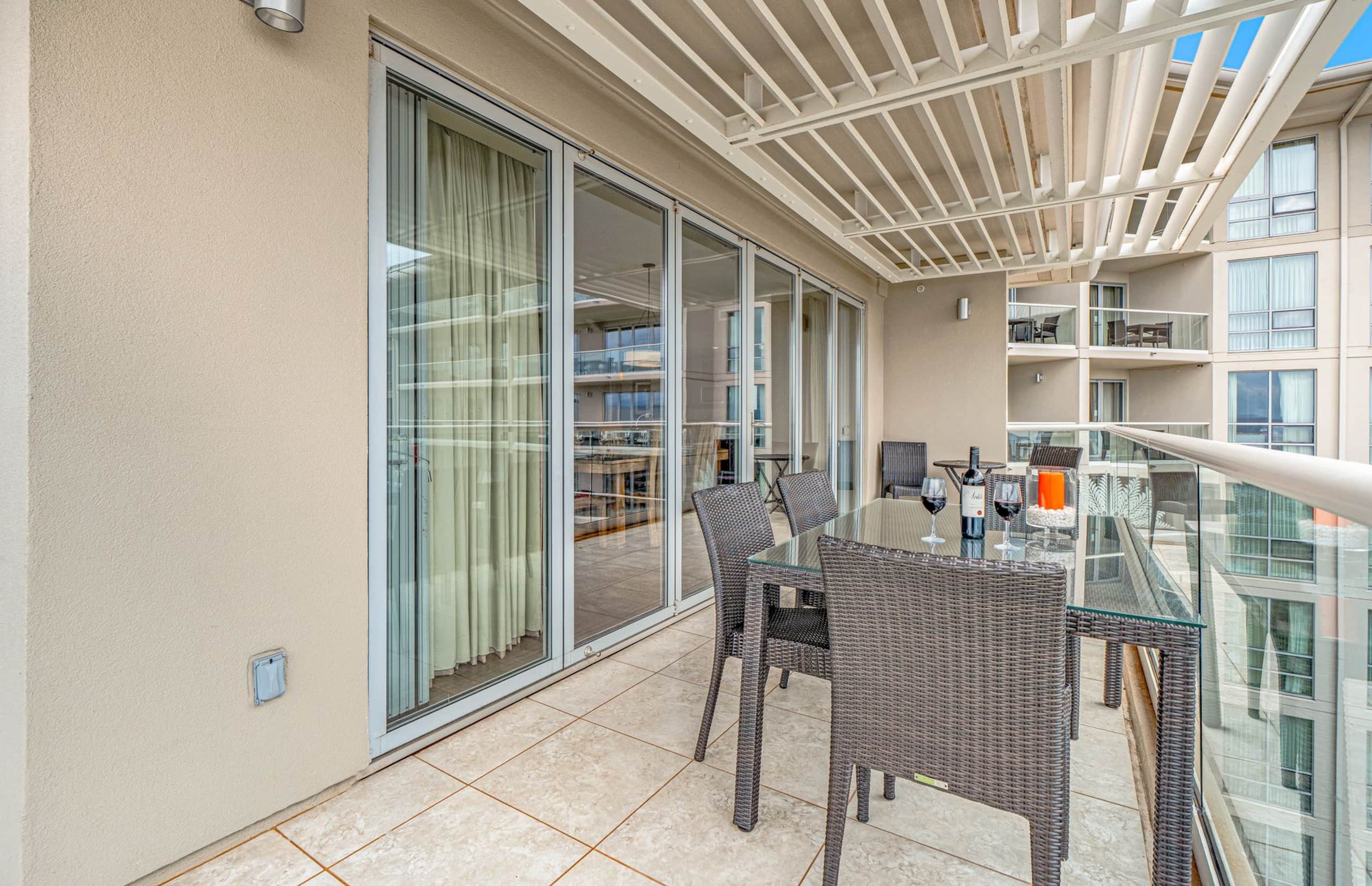 Condo in Lahaina · ★4.93 · 2 bedrooms · 3 beds · 2 baths - Image 15