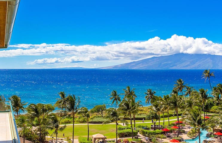 Maui Resort Rentals: Honua Kai Hokulani 748 gallery image 2