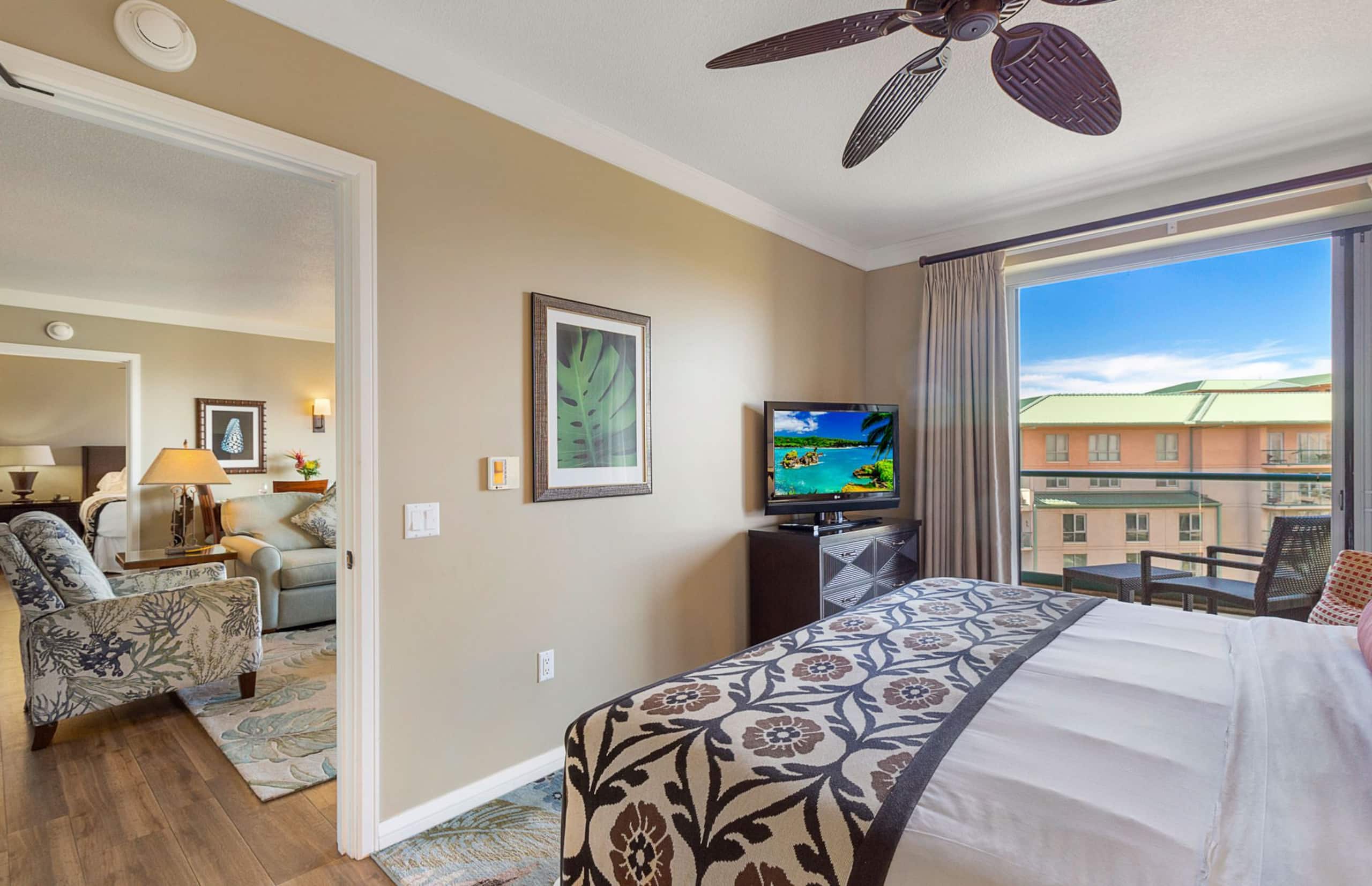 Condo in Lahaina · ★4.9 · 2 bedrooms · 3 beds · 2 baths - Image 14