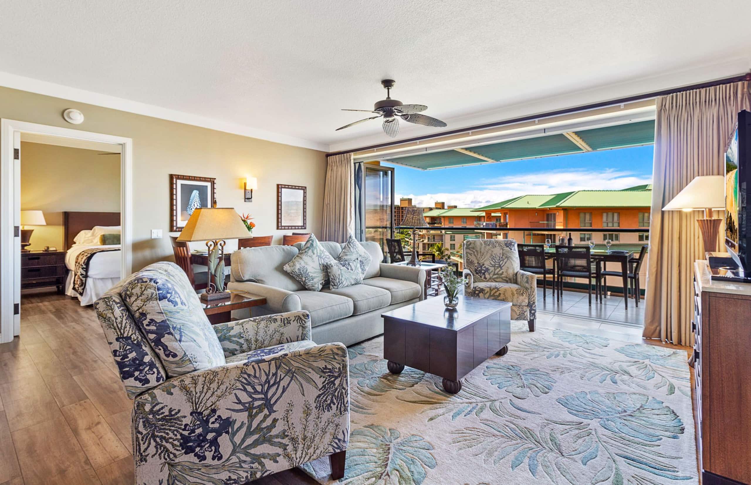 Condo in Lahaina · ★4.9 · 2 bedrooms · 3 beds · 2 baths - Image 8