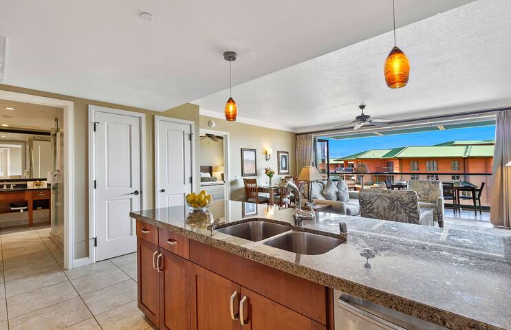 Maui Resort Rentals: Honua Kai Hokulani 748 gallery image 5