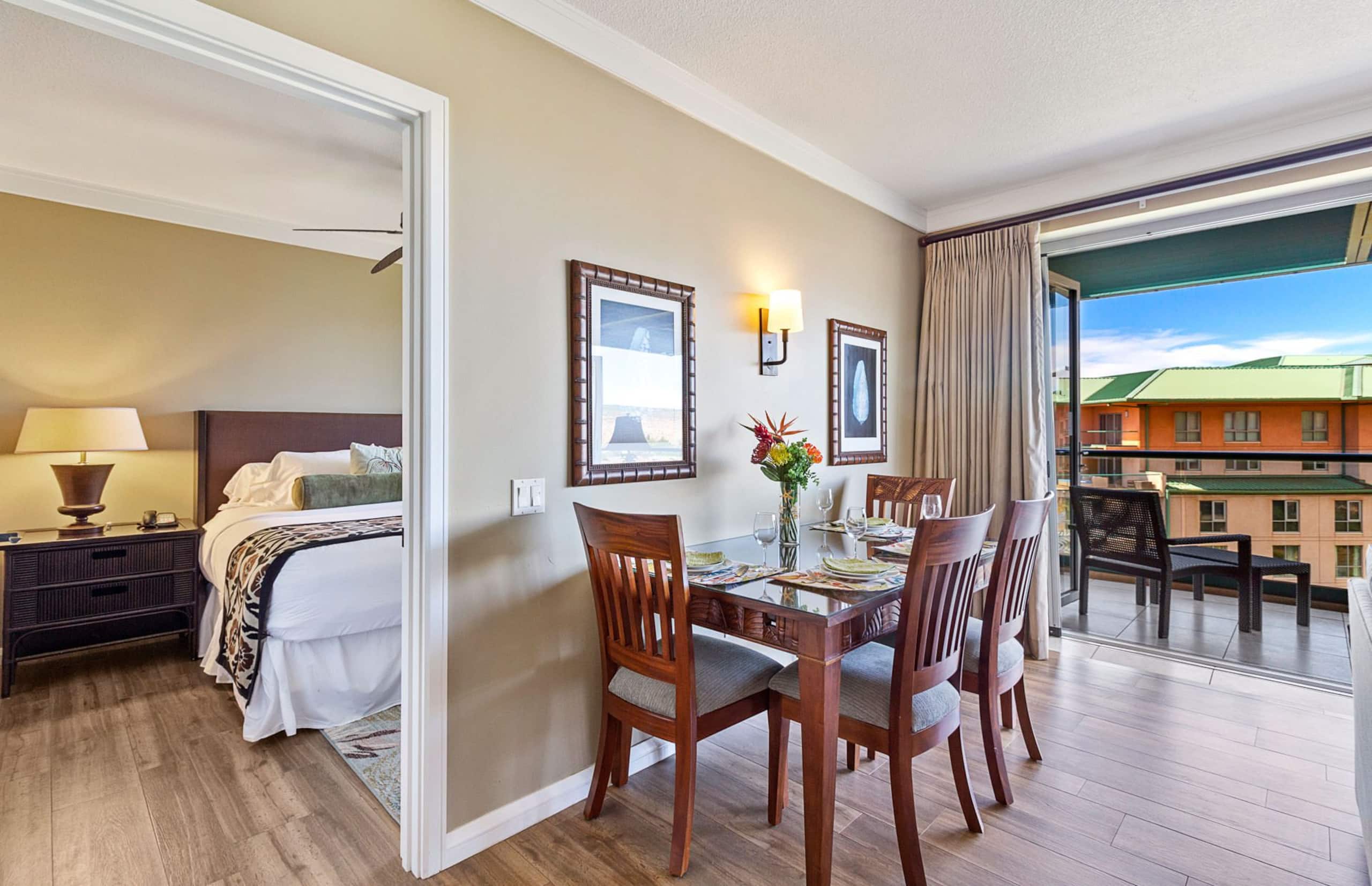 Condo in Lahaina · ★4.9 · 2 bedrooms · 3 beds · 2 baths - Image 11