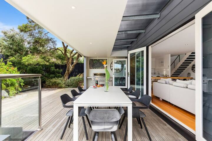 Amalfi Dream | Sorrento Luxe with Pool & Spa gallery image 4