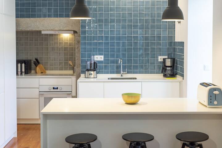 Lv Premier Baixa DO1 spacious, central, ac/design gallery image 5