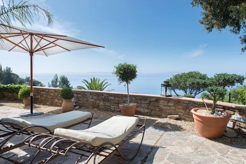Charming | panoramic sea-view | private heated poo