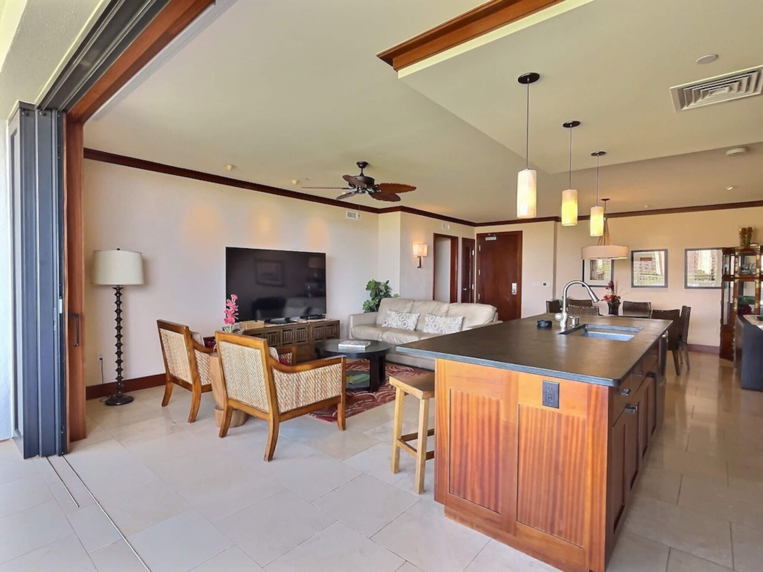 Condo in Kapolei · ★4.93 · 2 bedrooms · 4 beds · 2 private baths - Image 9