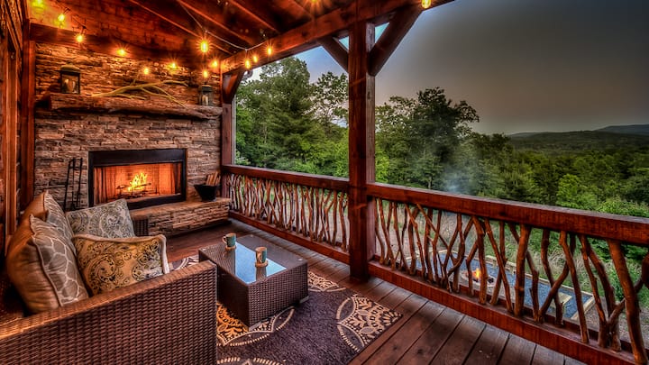 Sleepy Bear Hideaway- Close To Train & Hot Tub - Blue Ridge, GA