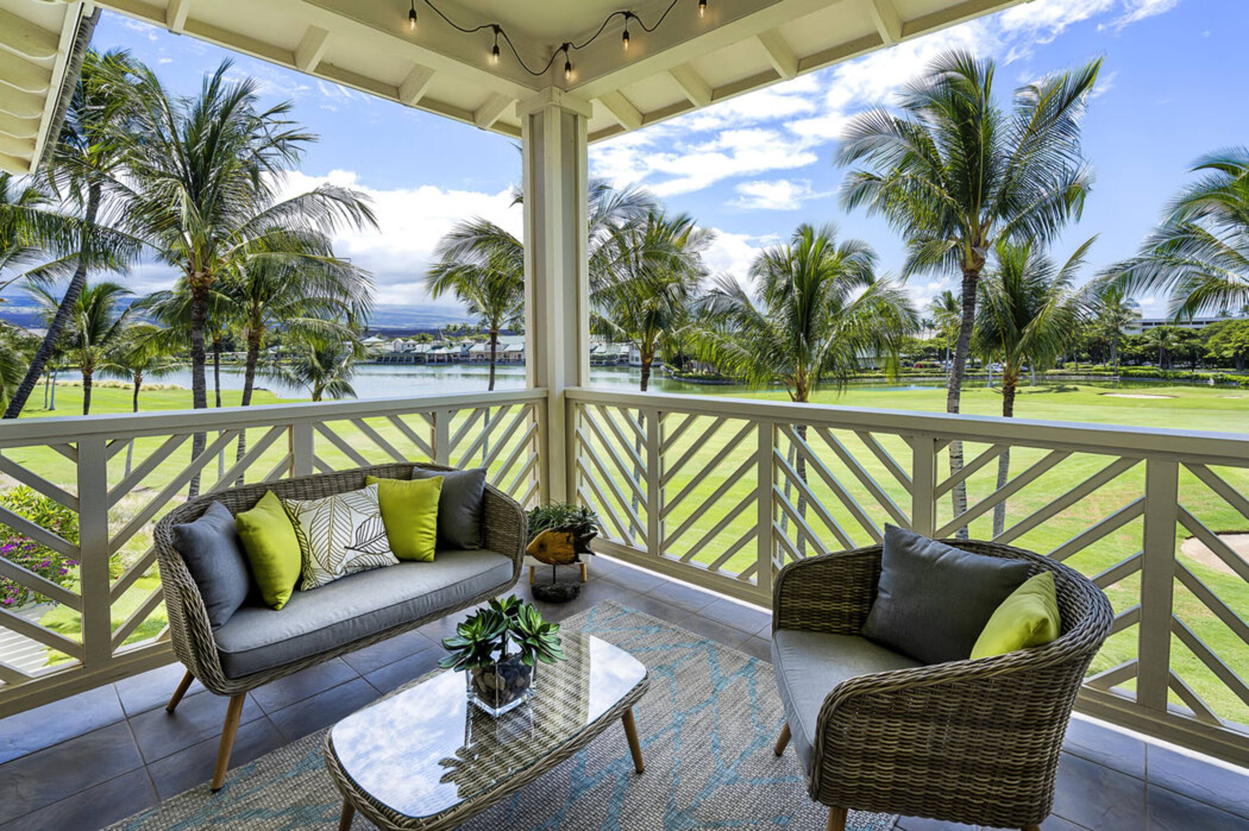 Penthouse w/ Golf & Lake Views - Photo 1