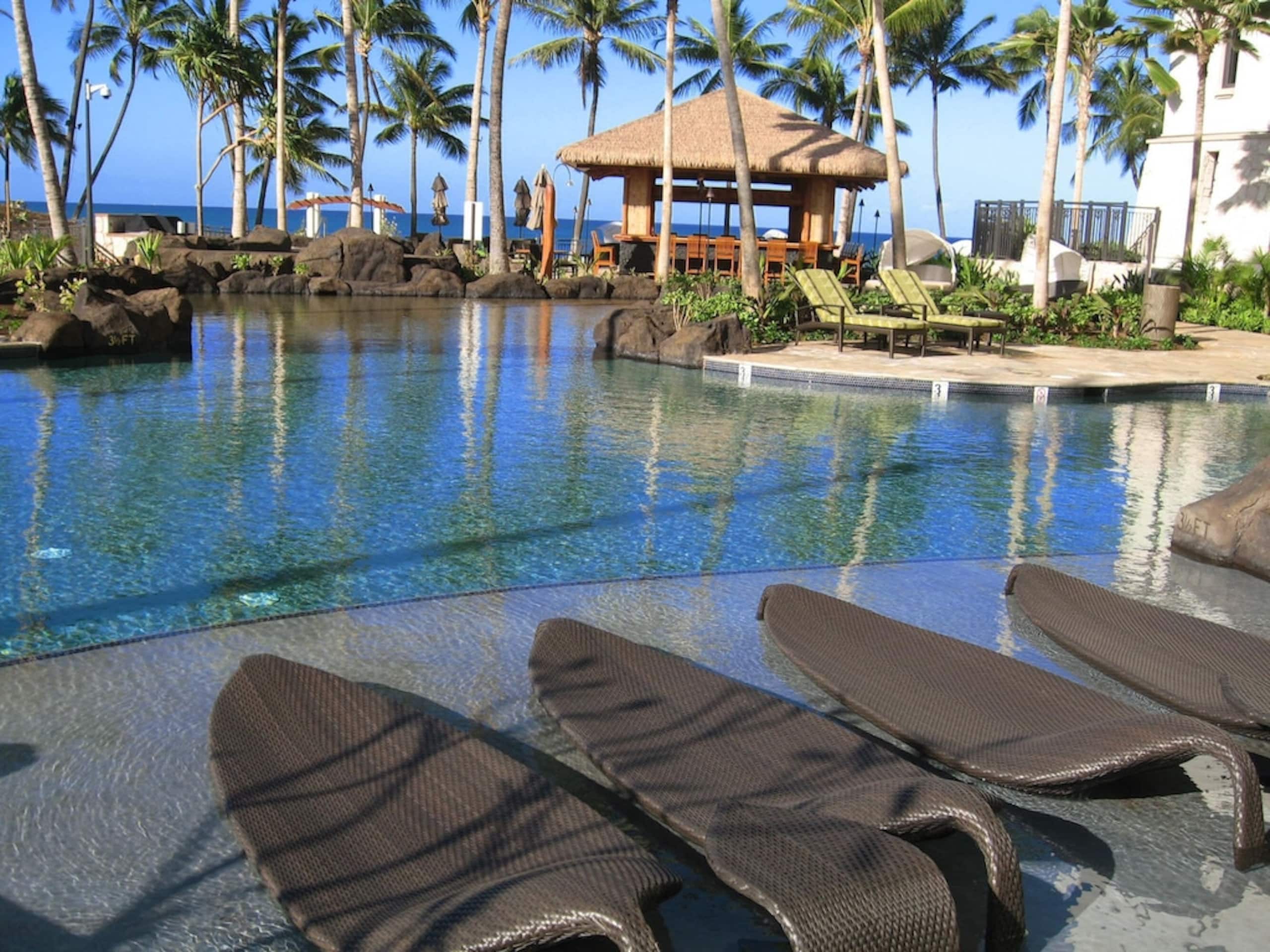 Condo in Kapolei · ★5.0 · 2 bedrooms · 2 beds · 2 private baths - Image 23