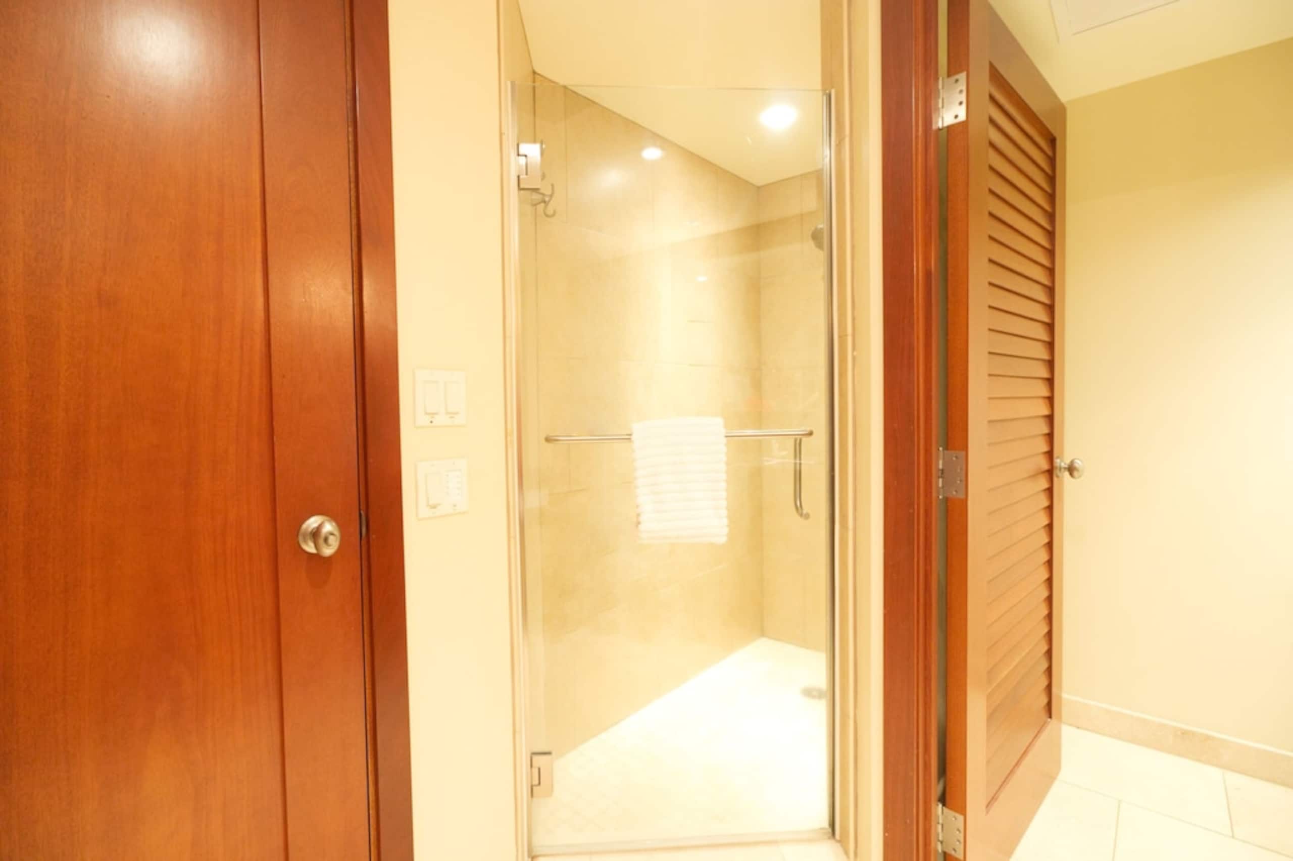 Condo in Kapolei · ★4.94 · 3 bedrooms · 4 beds · 2.5 private baths - Image 23