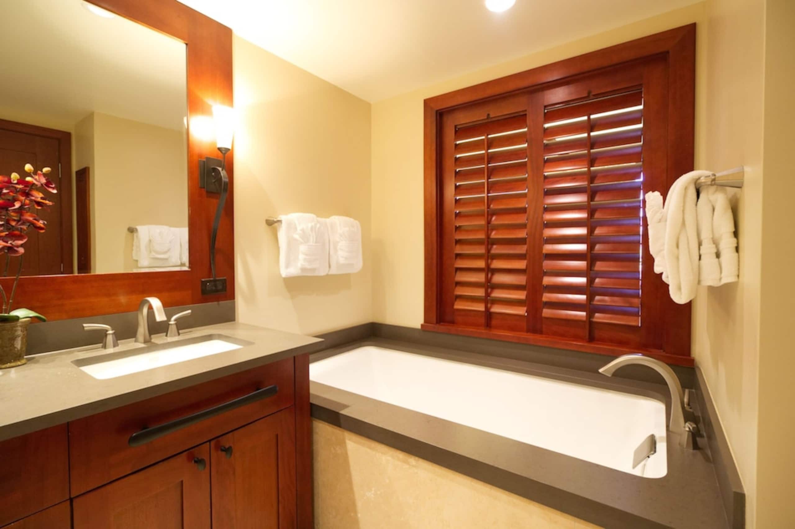 Condo in Kapolei · ★4.94 · 3 bedrooms · 4 beds · 2.5 private baths - Image 14