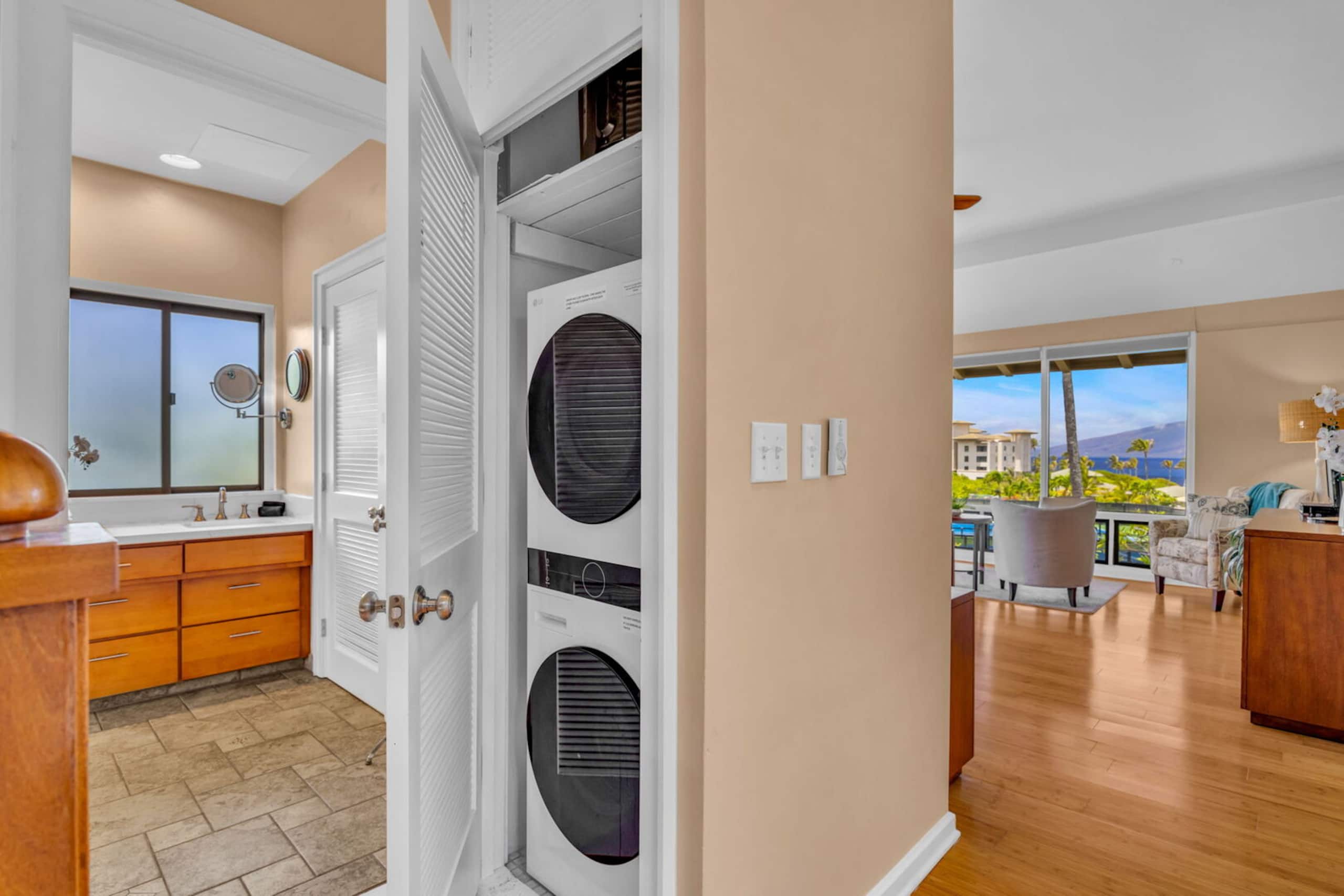 Condo in Lahaina · ★4.82 · 1 bedroom · 2 beds · 1.5 baths - Image 28