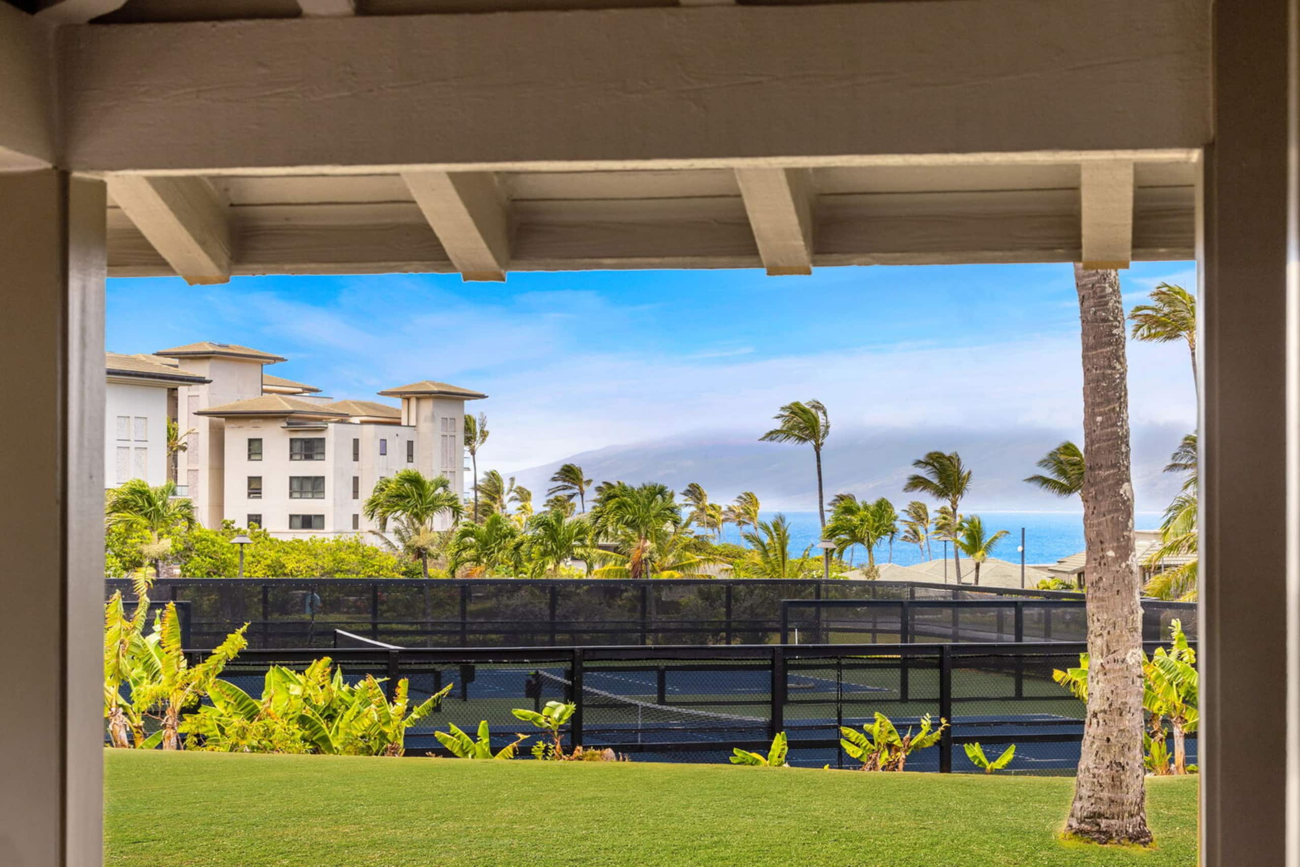 Condo in Lahaina · ★4.82 · 1 bedroom · 2 beds · 1.5 baths - Image 22