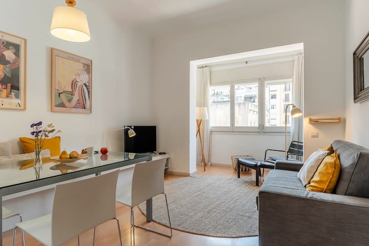 Family Friendly flat in Eixample