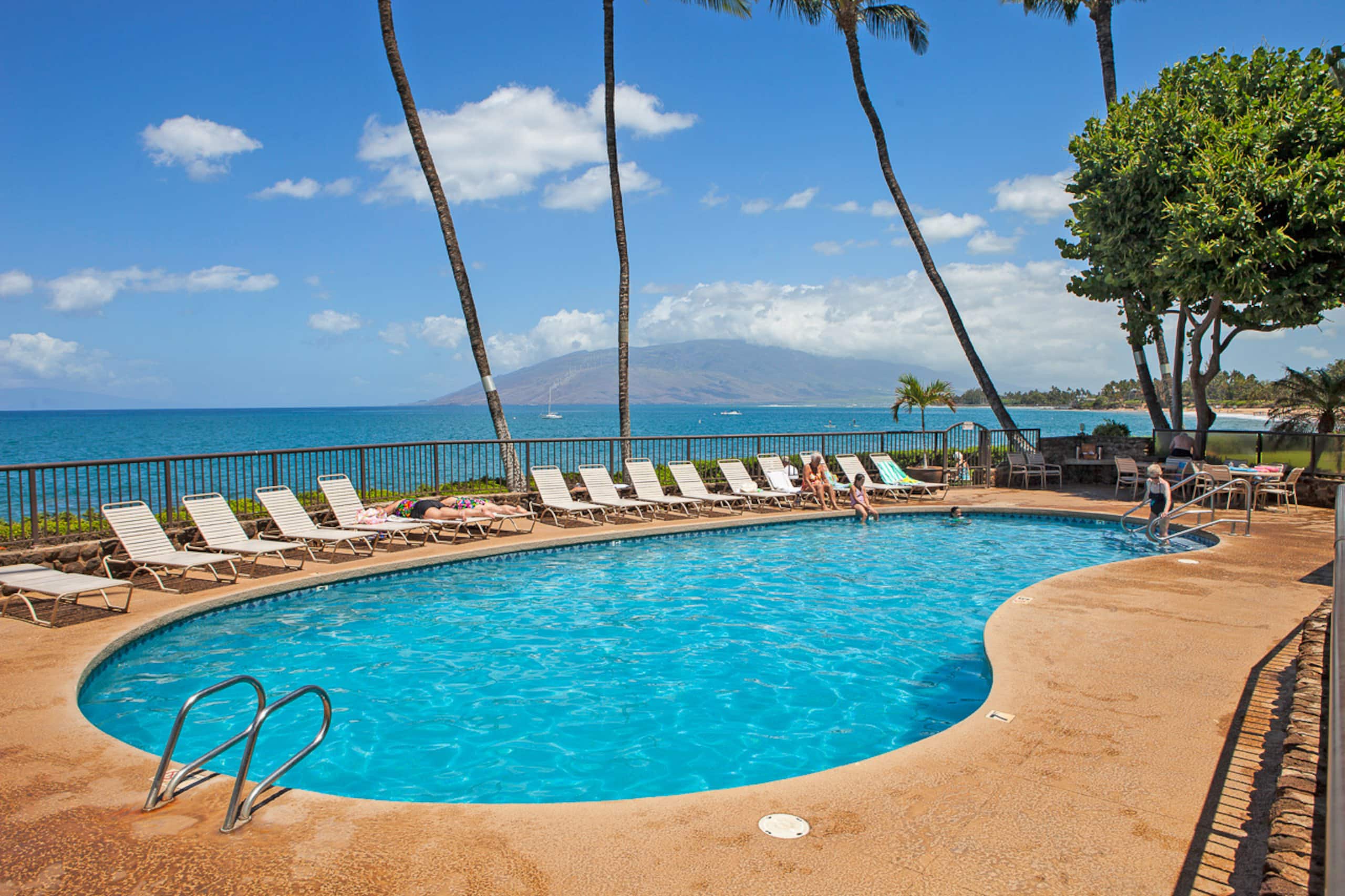 Condo in Kihei · ★5.0 · 2 bedrooms · 4 beds · 2 baths - Image 32