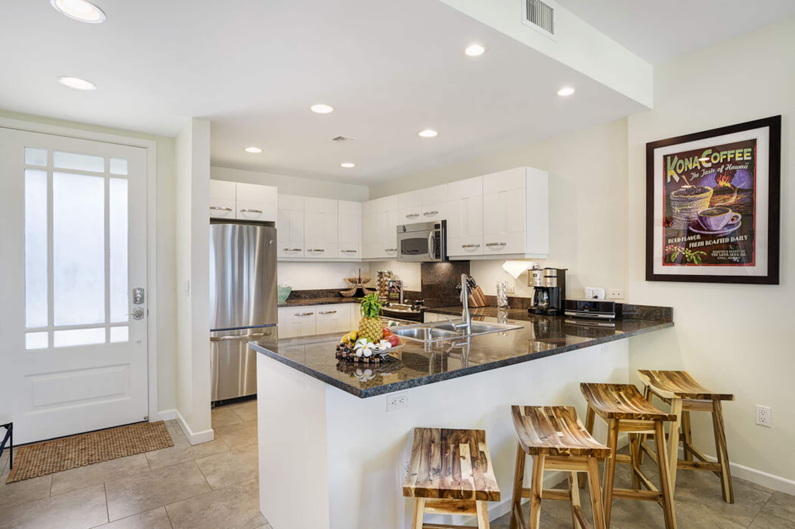 Townhouse in Kailua-Kona · ★5.0 · 3 bedrooms · 4 beds · 3 baths - Image 11