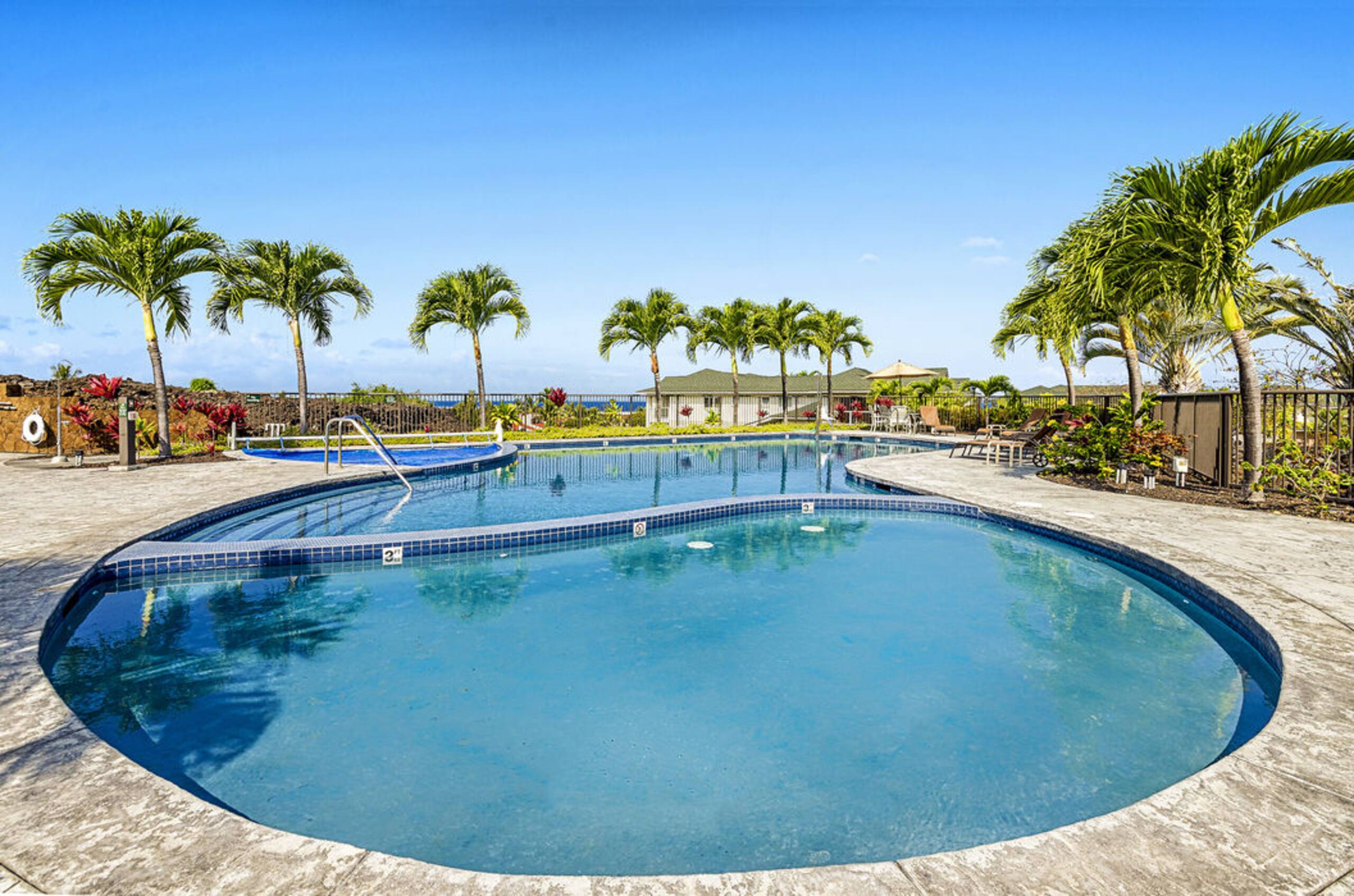 Townhouse in Kailua-Kona · ★5.0 · 3 bedrooms · 4 beds · 3 baths - Image 5