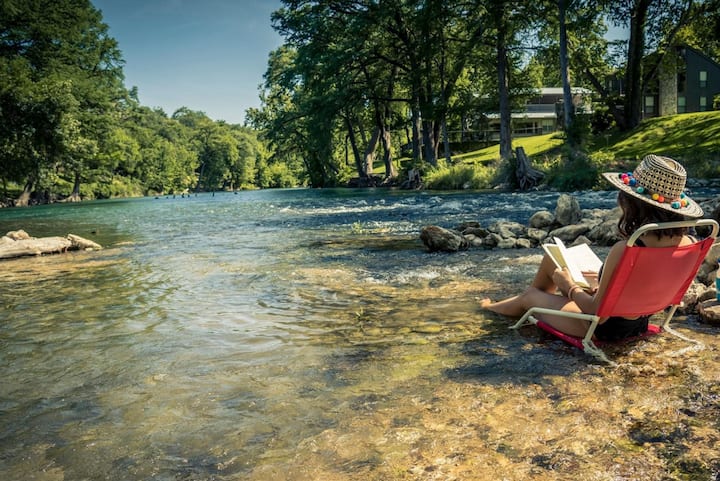 Safari Casita on the River in Gruene - Bungalows for Rent in New Safari Casita on the River in Gruene - Bungalows for Rent in New