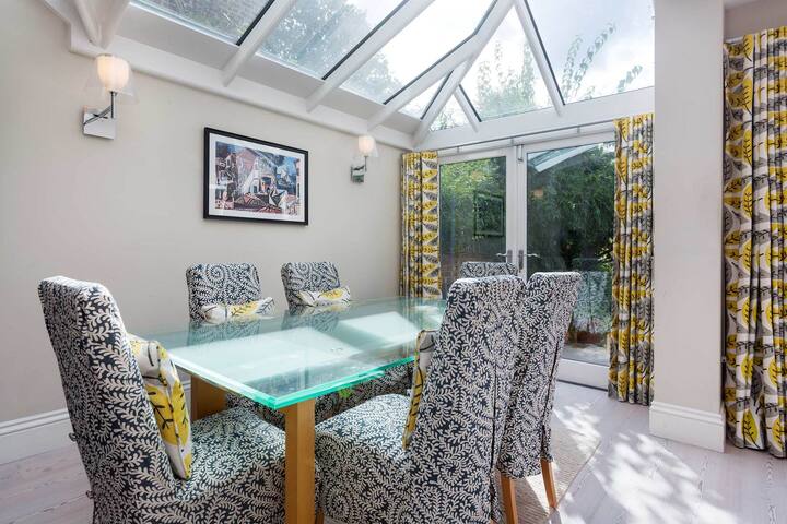 Webster Gardens by Veeve gallery image 4