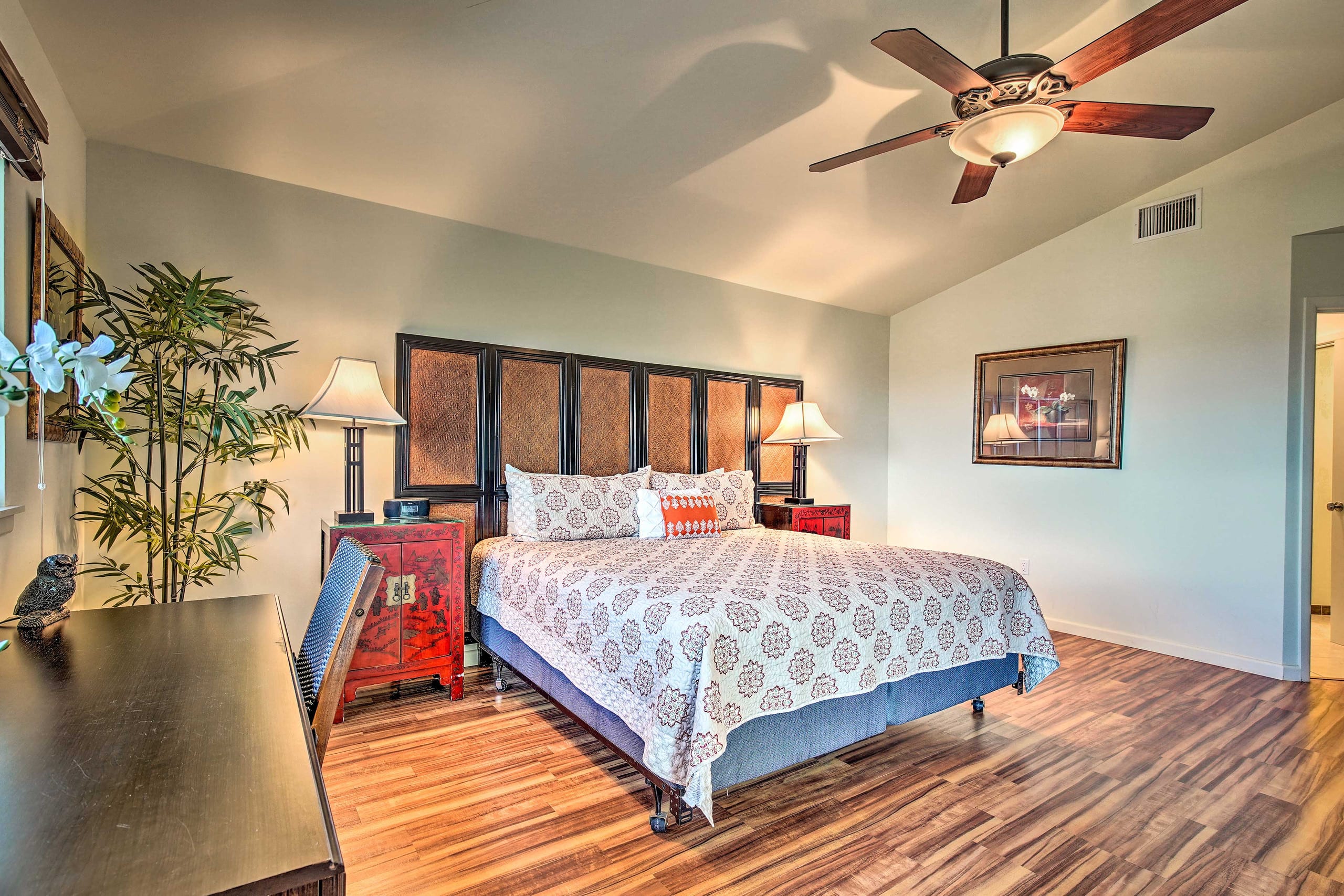 Townhouse in Kailua-Kona · ★4.89 · 3 bedrooms · 5 beds · 2.5 baths - Image 13