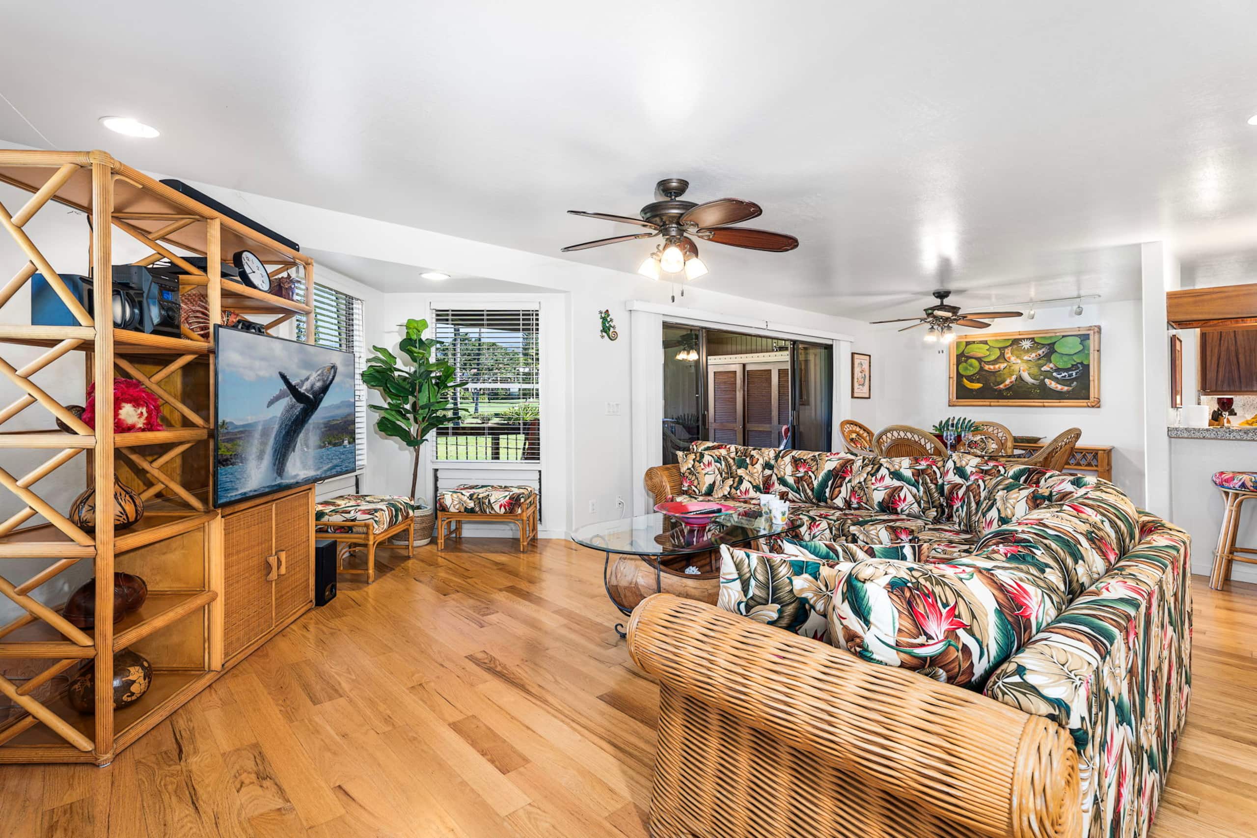 Condo in Kailua-Kona · ★4.88 · 2 bedrooms · 3 beds · 2 baths - Image 4