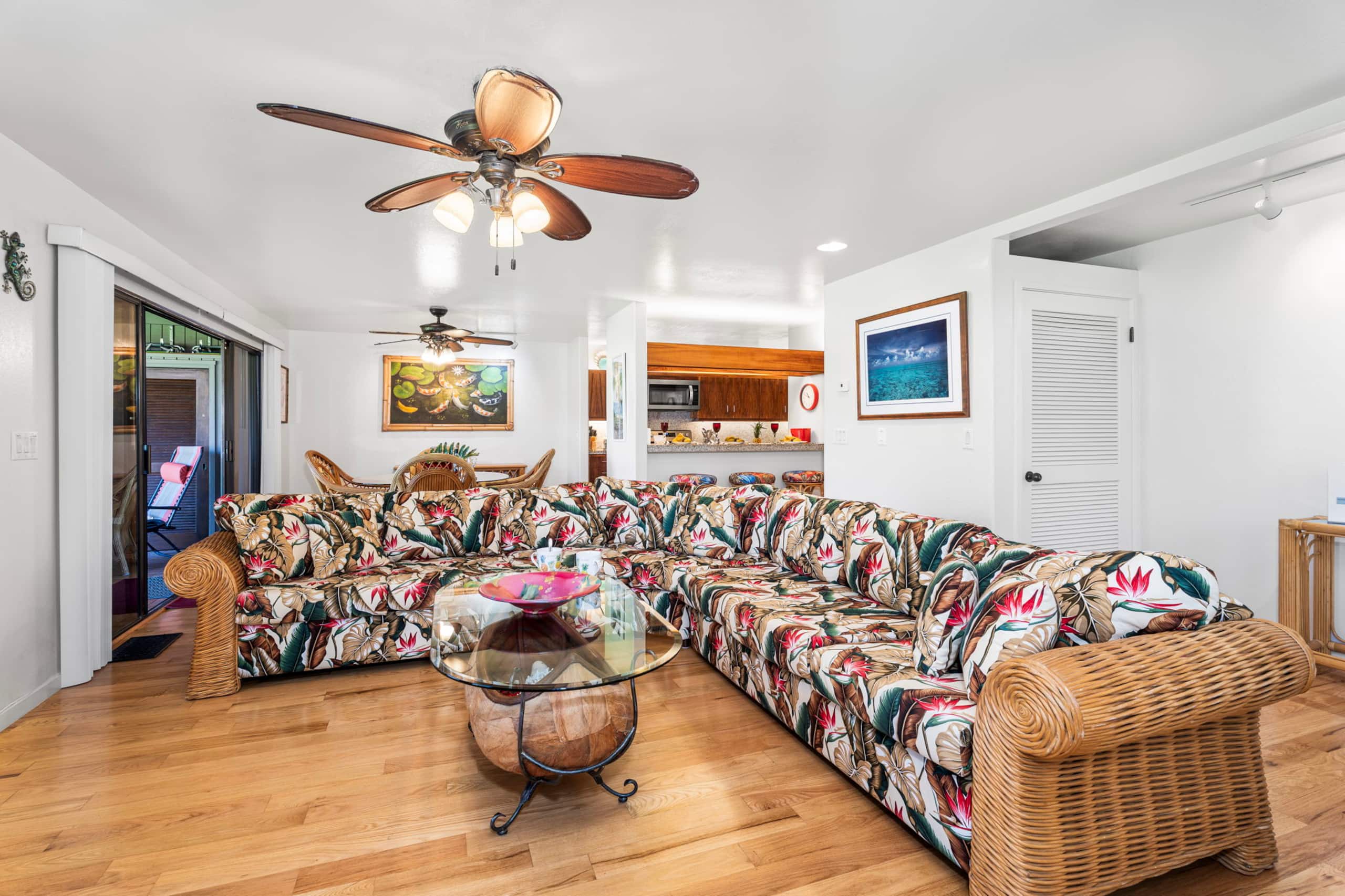 Condo in Kailua-Kona · ★4.88 · 2 bedrooms · 3 beds · 2 baths - Image 7