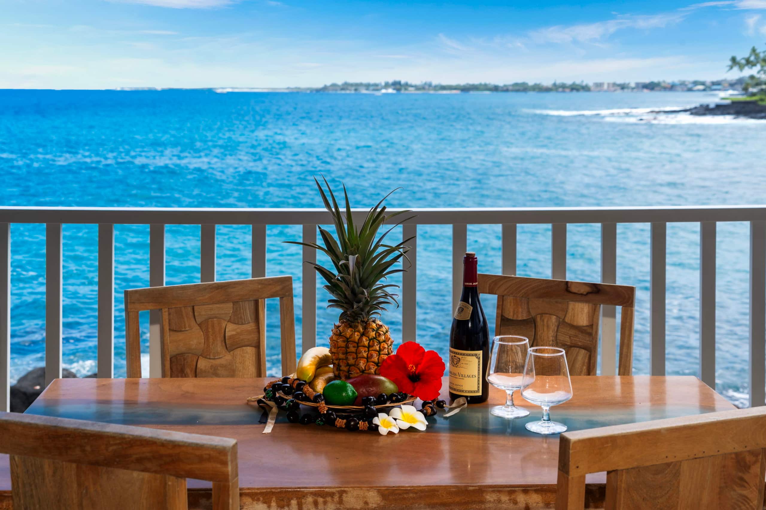 Condo in Kailua-Kona · ★4.51 · 2 bedrooms · 4 beds · 2 baths - Image 1