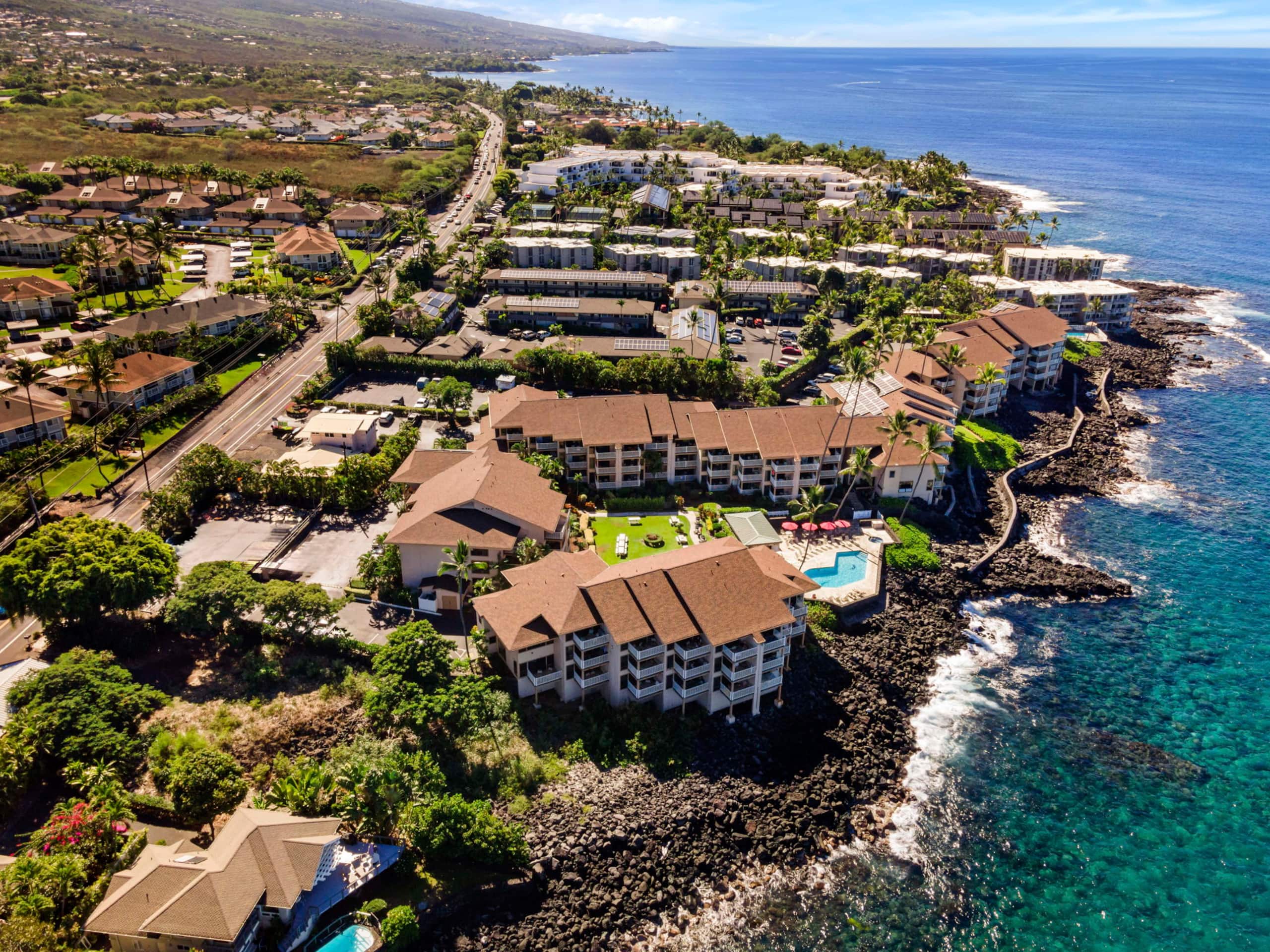 Condo in Kailua-Kona · ★4.51 · 2 bedrooms · 4 beds · 2 baths - Image 32