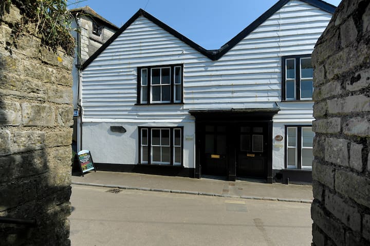 Captains House - Lyme Regis