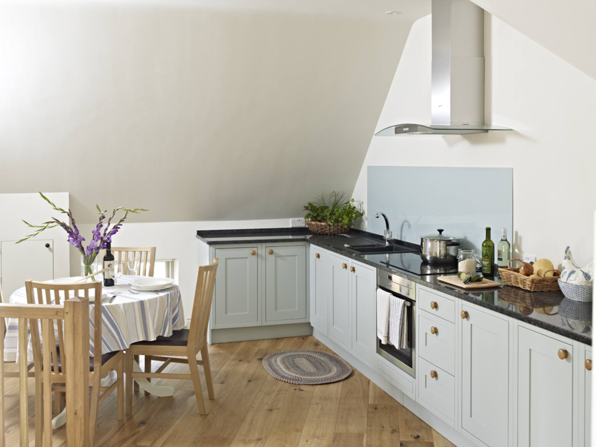 The Stable accessible-Studio-Prestige-Salle d'eau-Vue sur la cour — photo 4