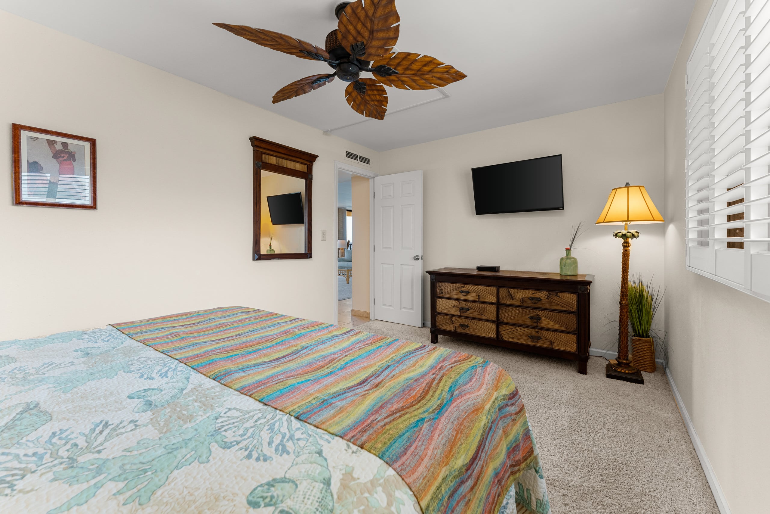 Condo in Lahaina · ★4.94 · 1 bedroom · 2 beds · 1 bath - Image 17