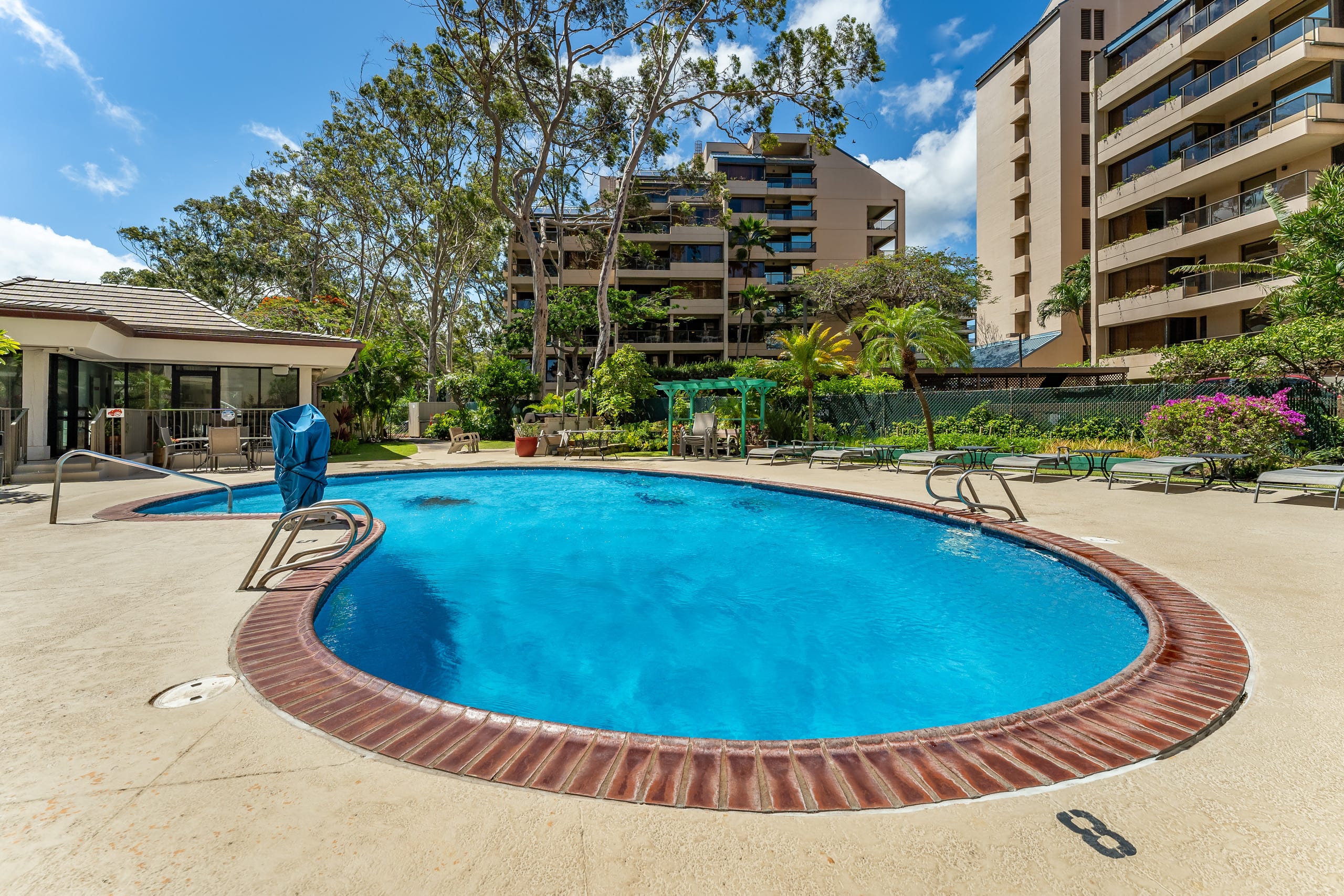 Condo in Lahaina · ★4.94 · 1 bedroom · 2 beds · 1 bath - Image 24