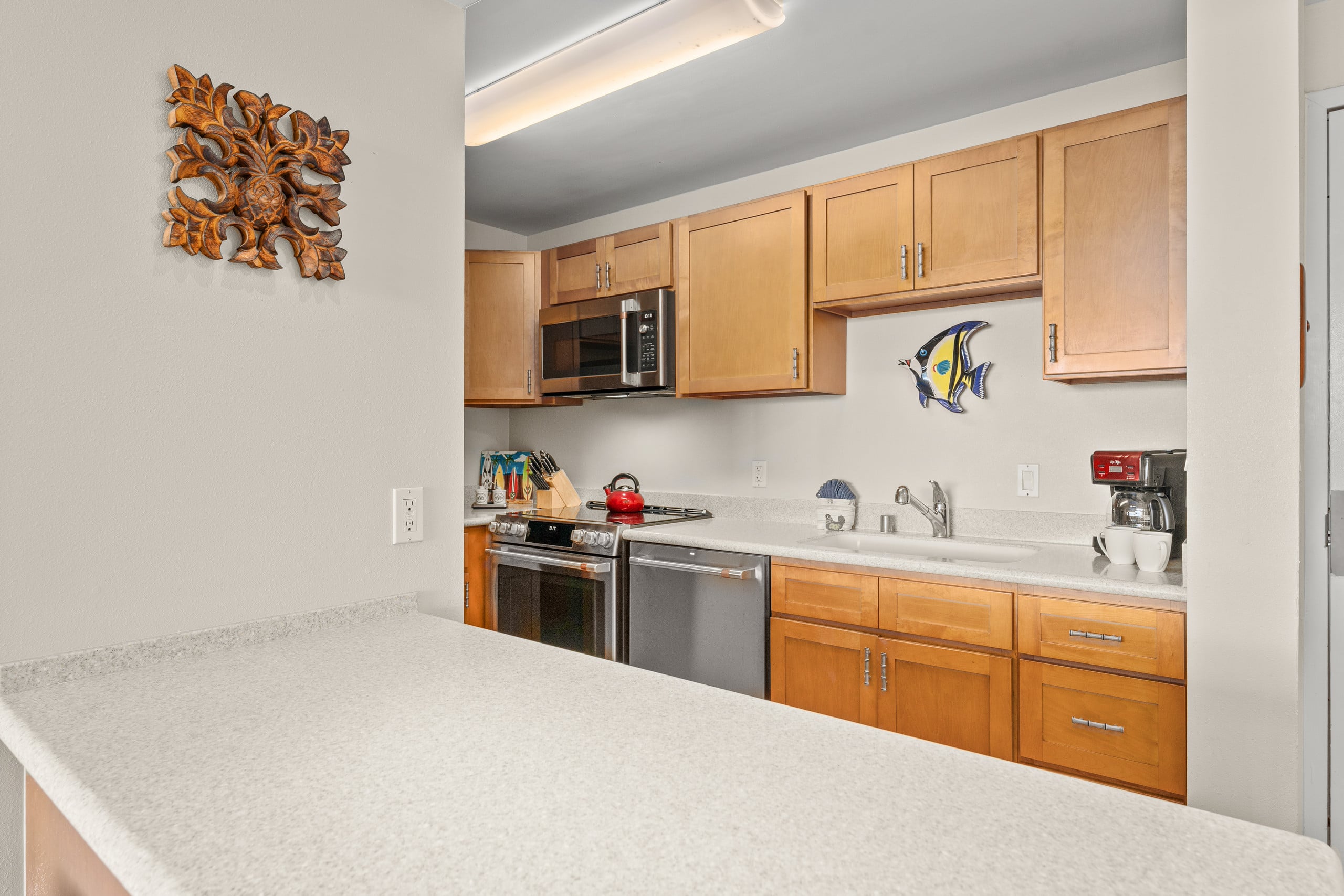 Condo in Lahaina · ★4.94 · 1 bedroom · 2 beds · 1 bath - Image 13