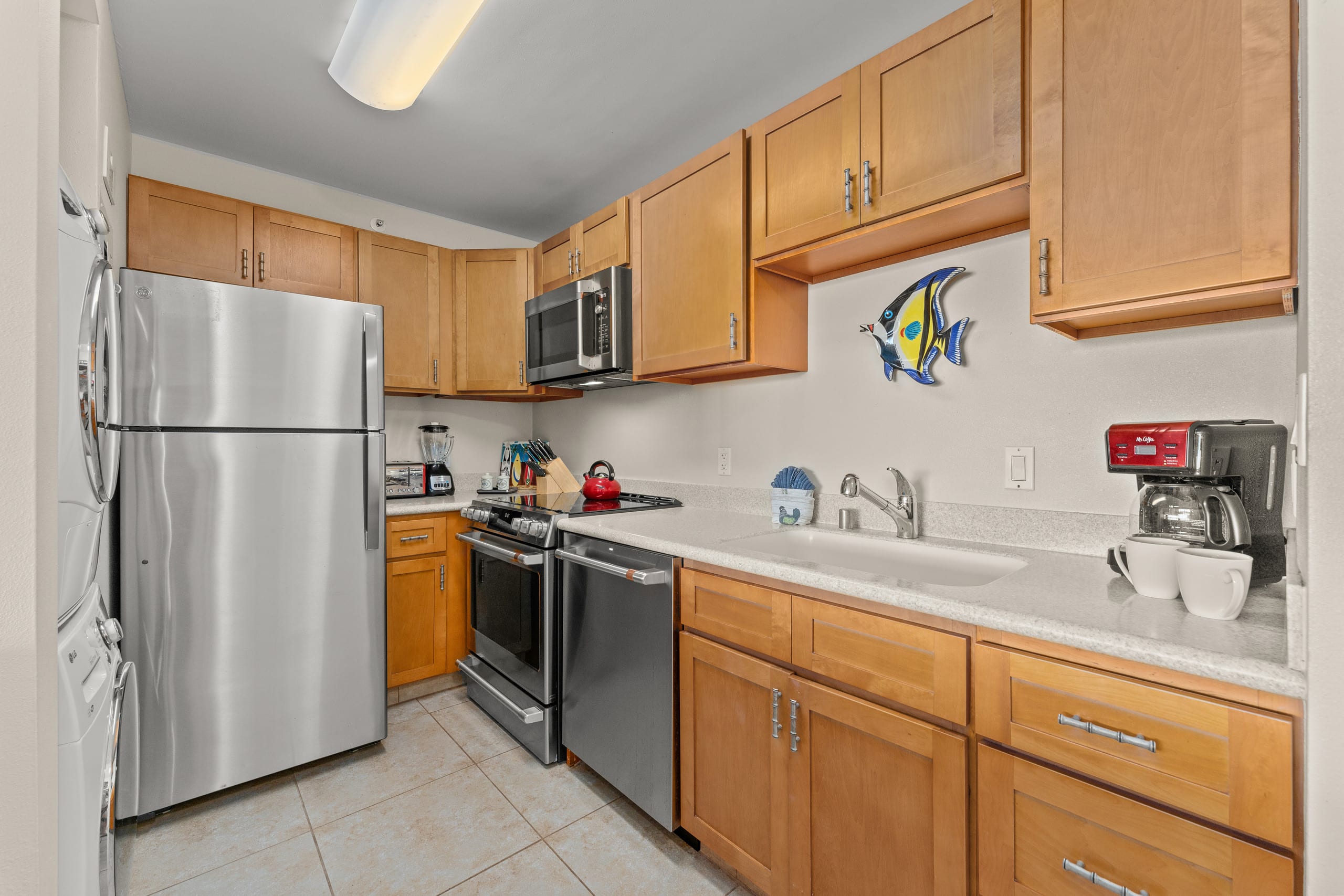 Condo in Lahaina · ★4.94 · 1 bedroom · 2 beds · 1 bath - Image 8