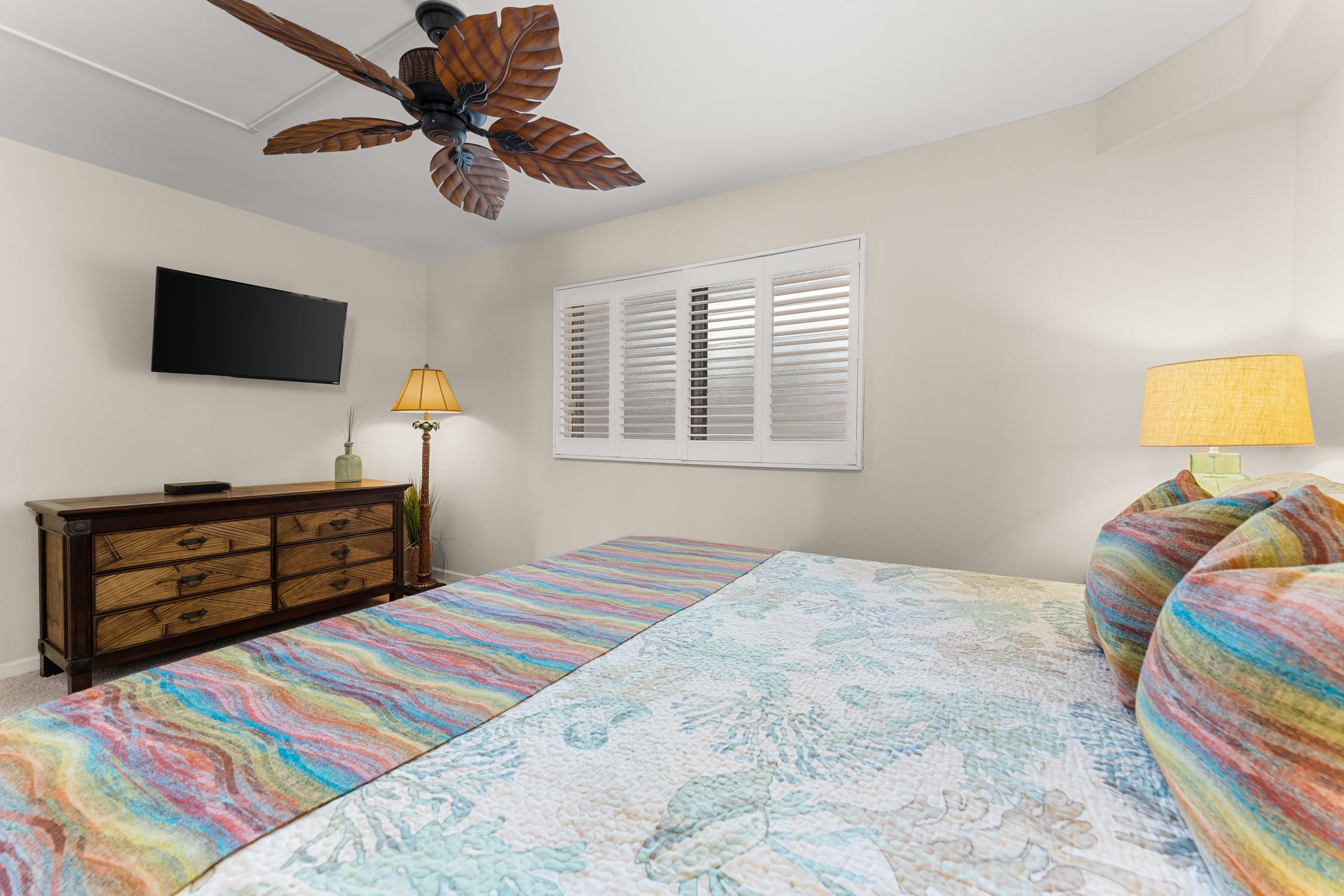 Condo in Lahaina · ★4.94 · 1 bedroom · 2 beds · 1 bath - Image 16