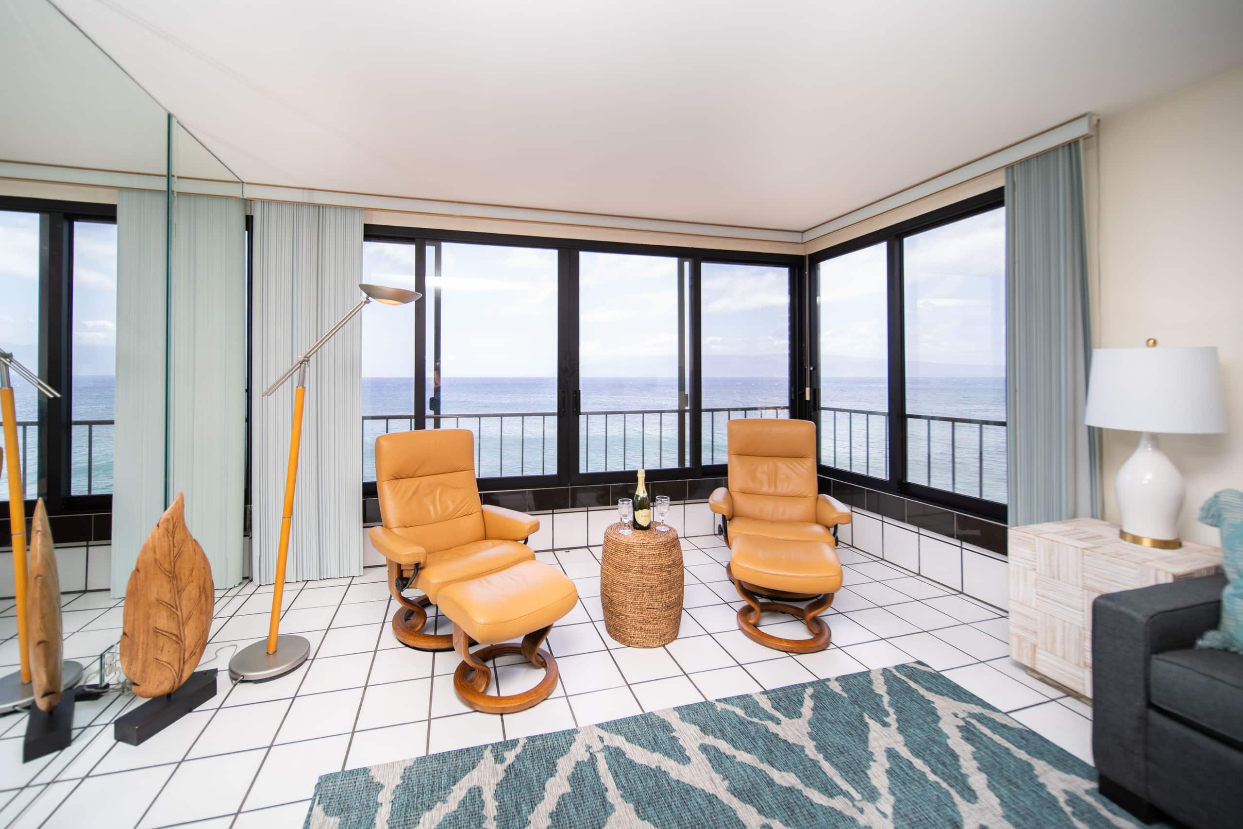 Condo in Lahaina · ★4.81 · 1 bedroom · 2 beds · 1 bath - Image 1