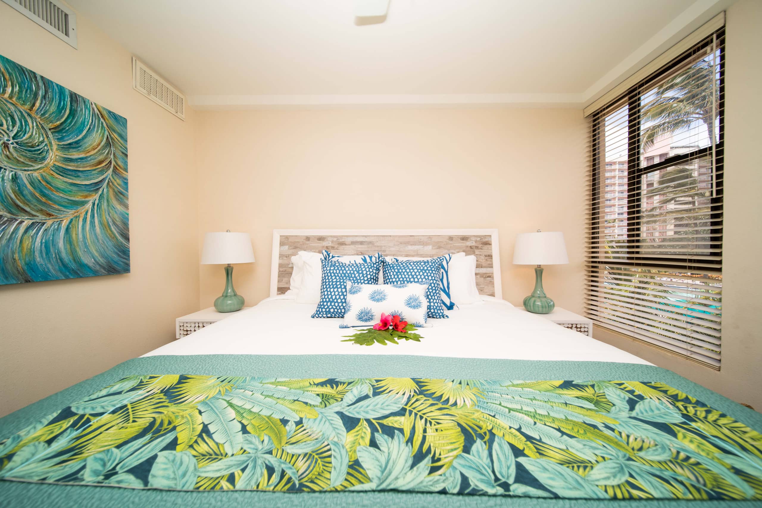 Condo in Lahaina · ★4.81 · 1 bedroom · 2 beds · 1 bath - Image 17