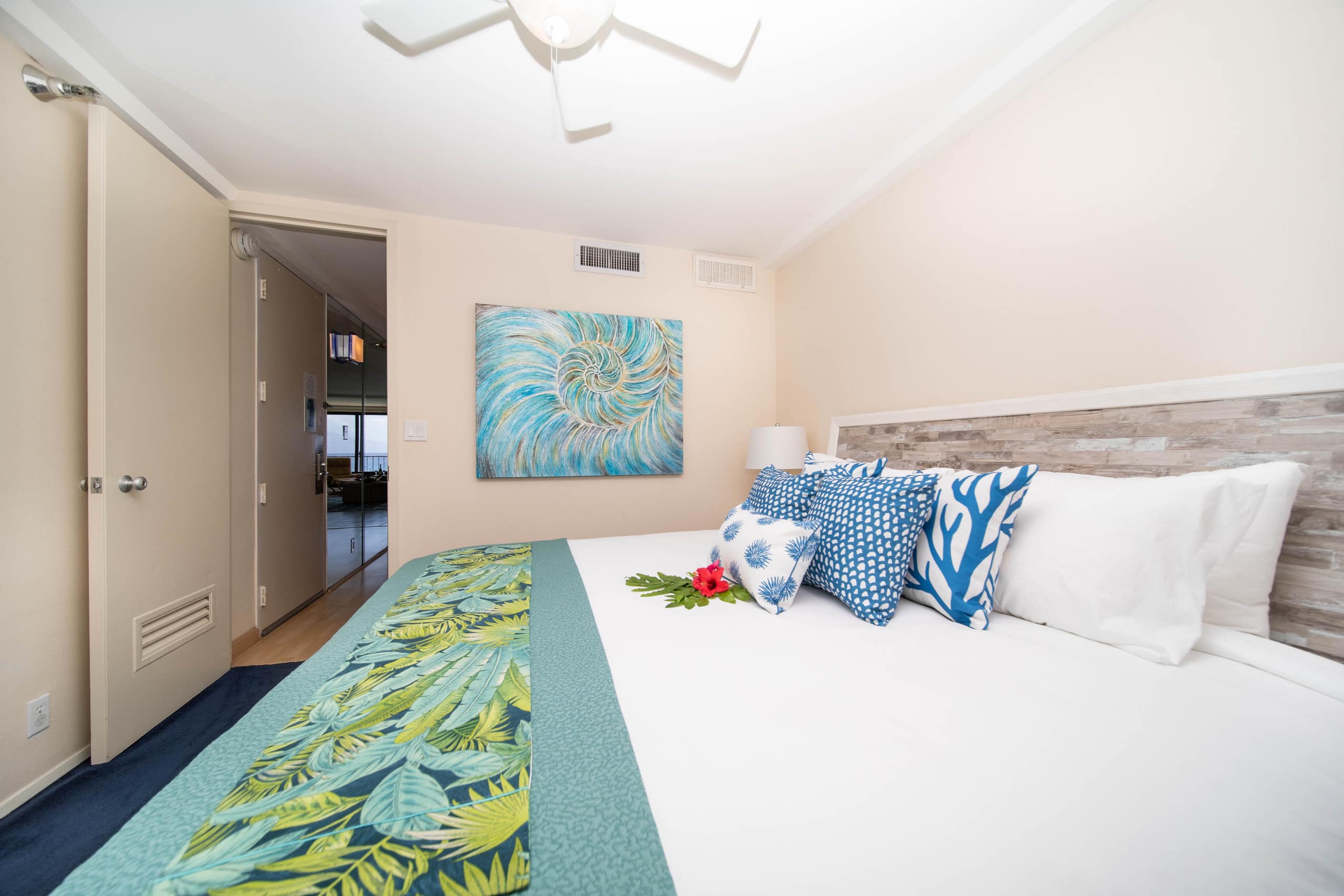 Condo in Lahaina · ★4.81 · 1 bedroom · 2 beds · 1 bath - Image 18