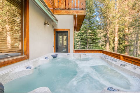 Swiss Chalet-Palisades Hot Tub, Pets Ok