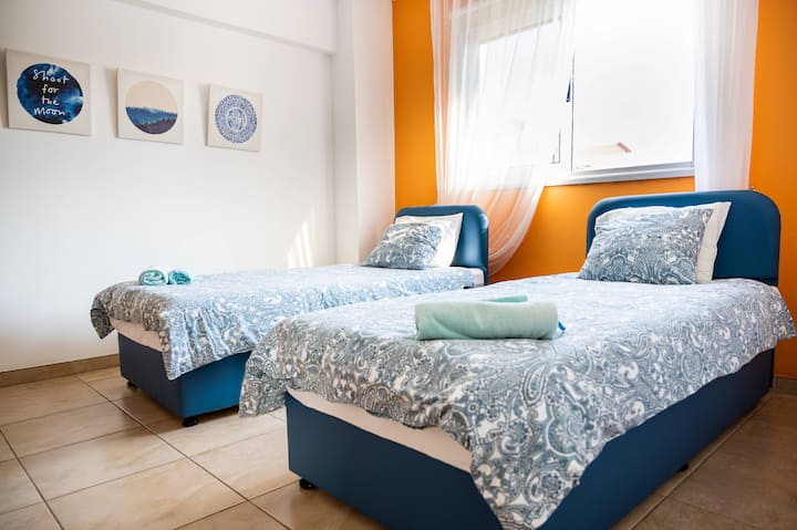 الغرف: سرير