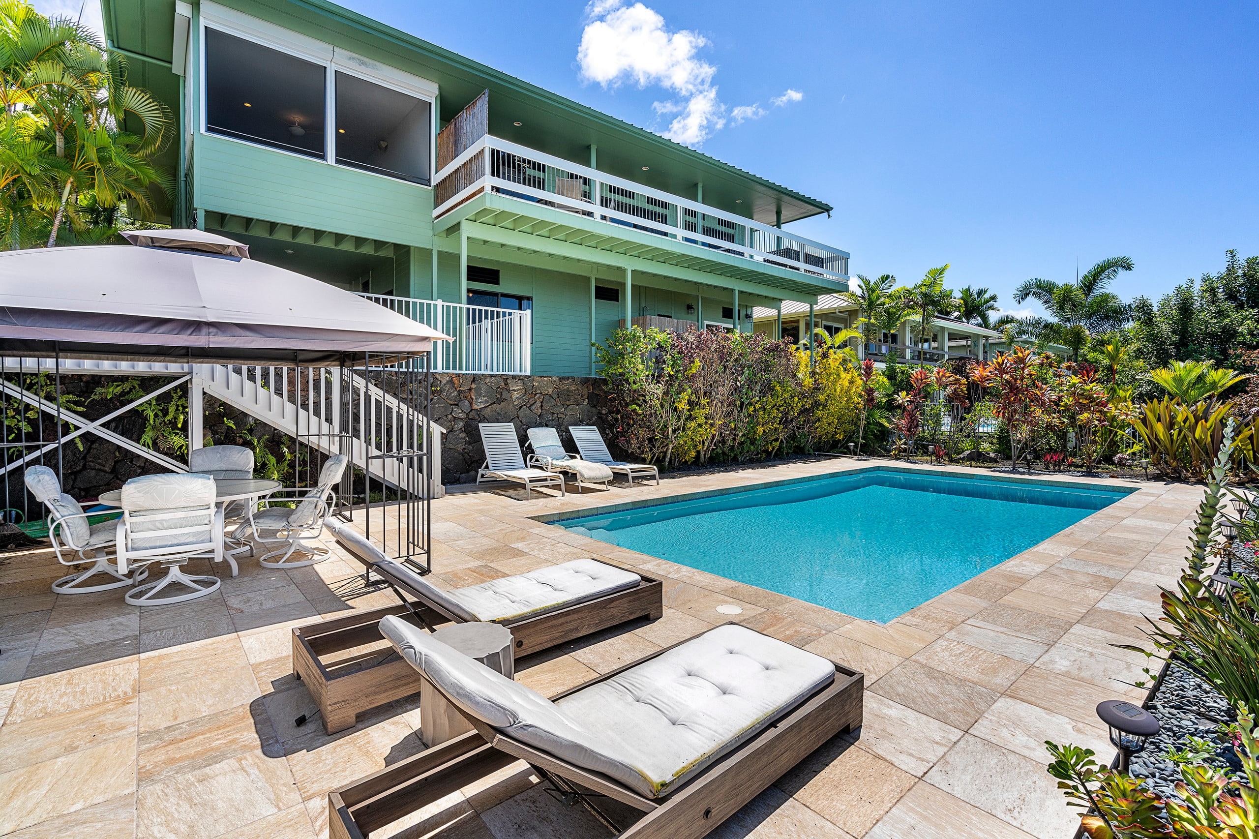 Home in Kailua-Kona · ★4.69 · 3 bedrooms · 4 beds · 3.5 baths - Image 35