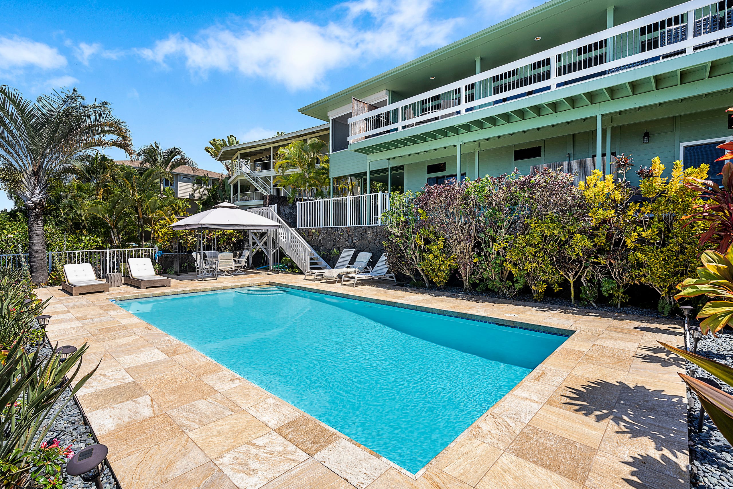 Home in Kailua-Kona · ★4.69 · 3 bedrooms · 4 beds · 3.5 baths - Image 7